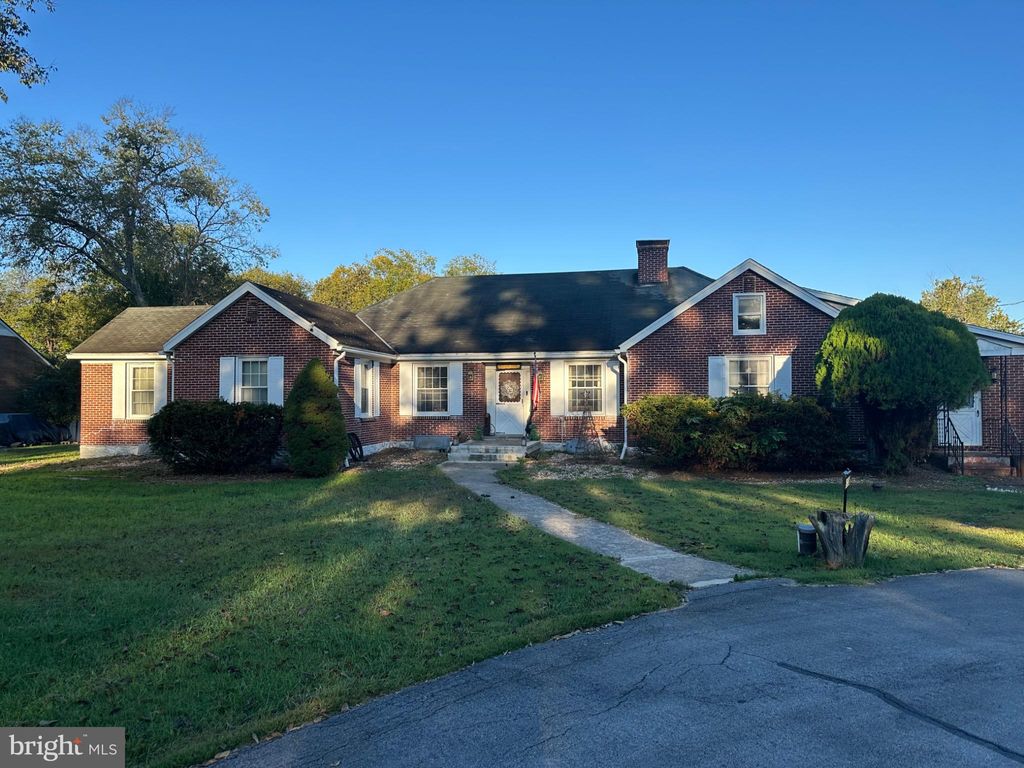 Photo of 8238 - 4 Dam Number 4 Road, WILLIAMSPORT, MD 21795 (MLS # MDWA2031980)