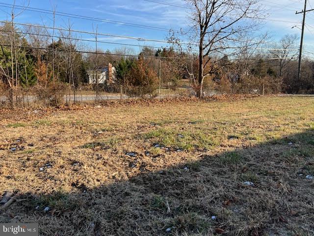 FLORIS DOWNS - Residential Lease