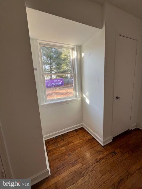 FLORIS DOWNS - Residential Lease