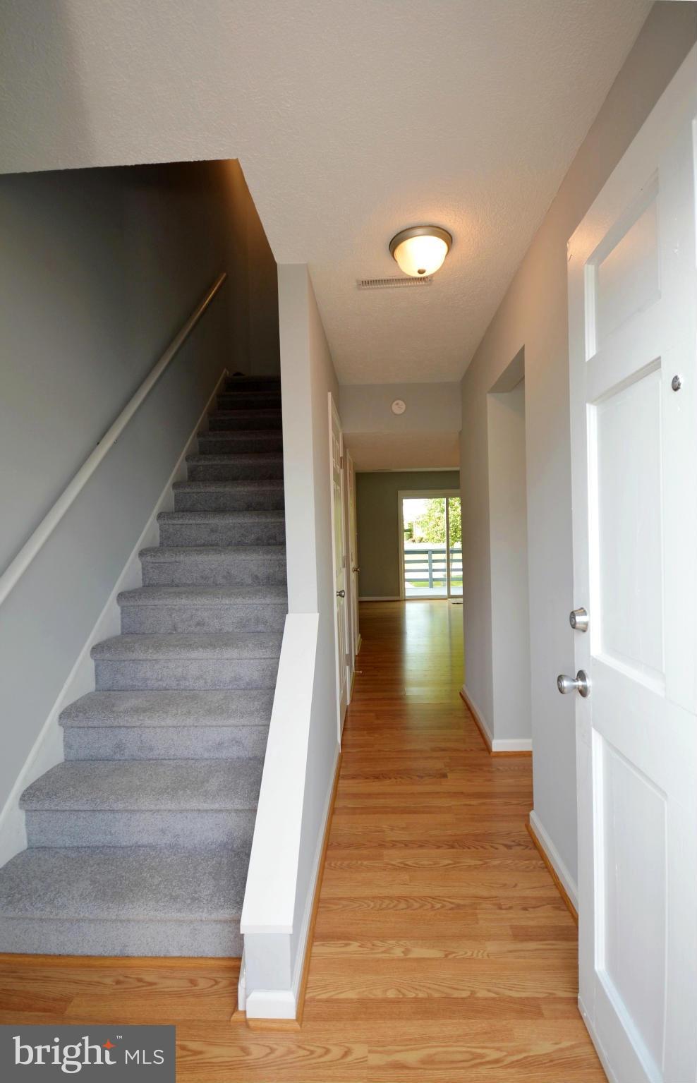 SOUTH HAMPTON TOWNHOUSE - Residential