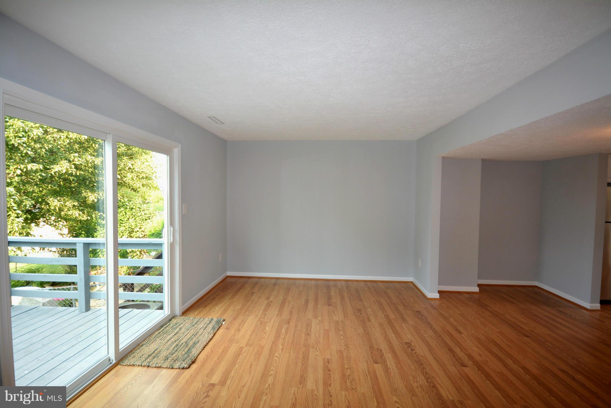 SOUTH HAMPTON TOWNHOUSE - Residential