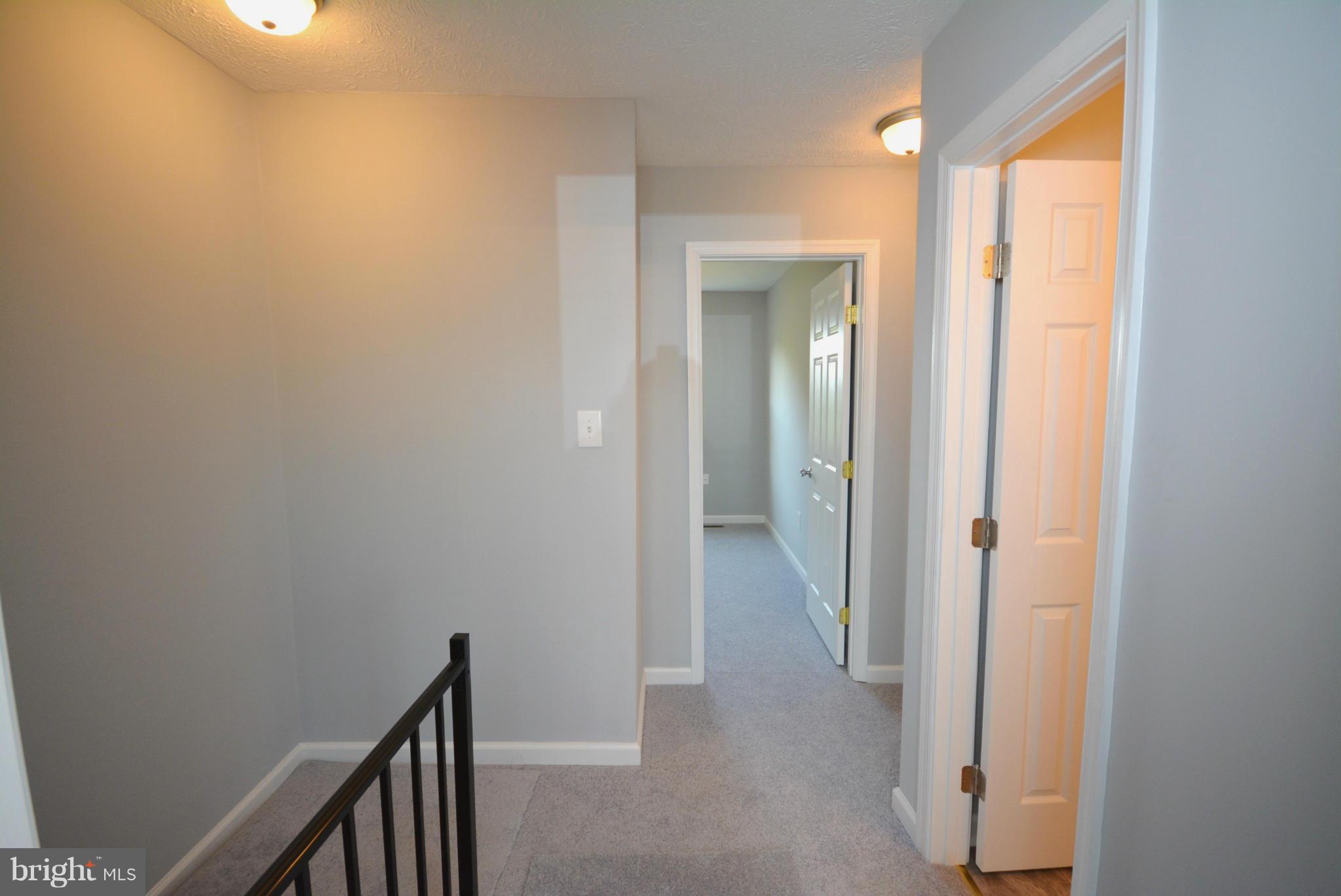 SOUTH HAMPTON TOWNHOUSE - Residential