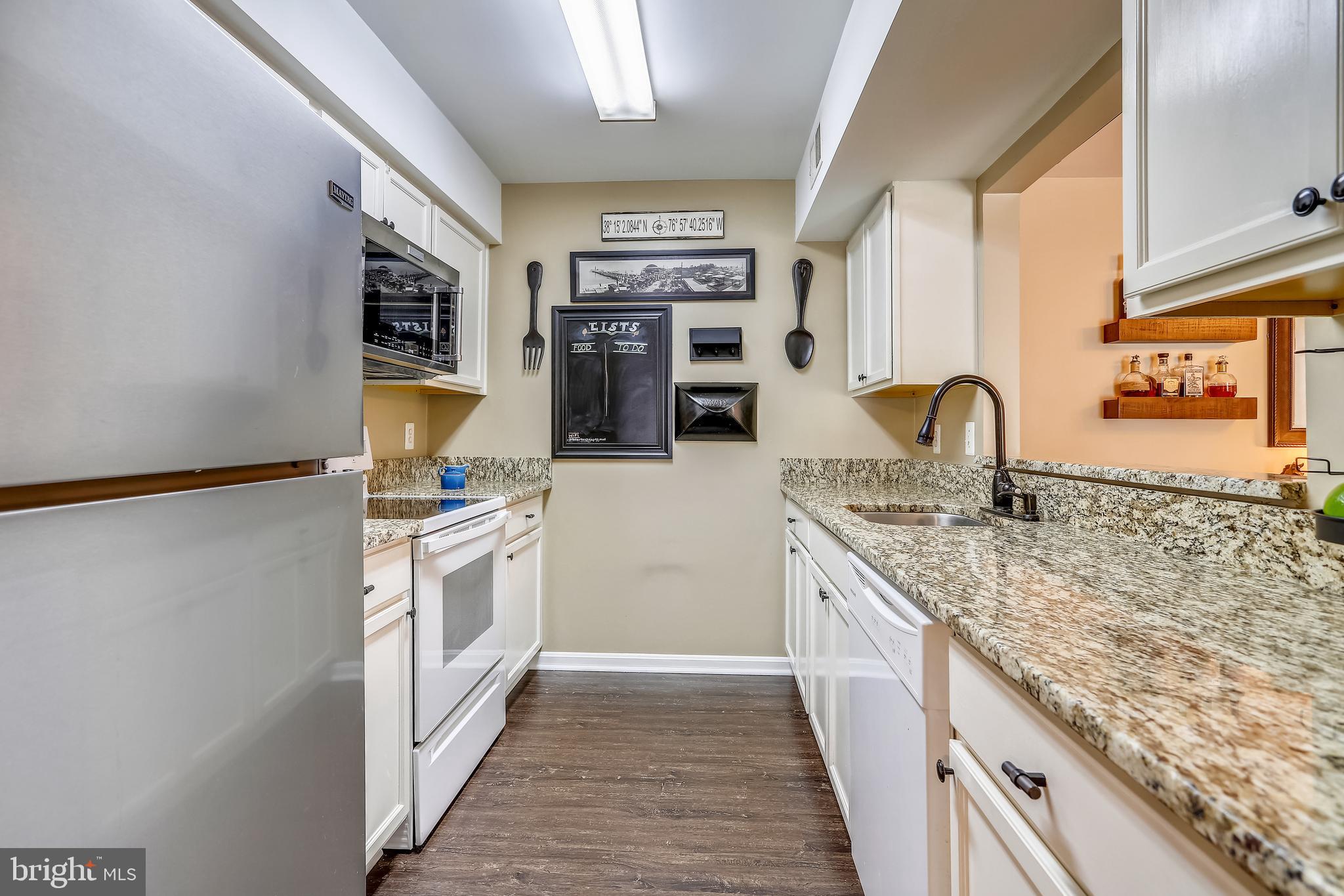 PONDS AT CENTREVILLE - Residential