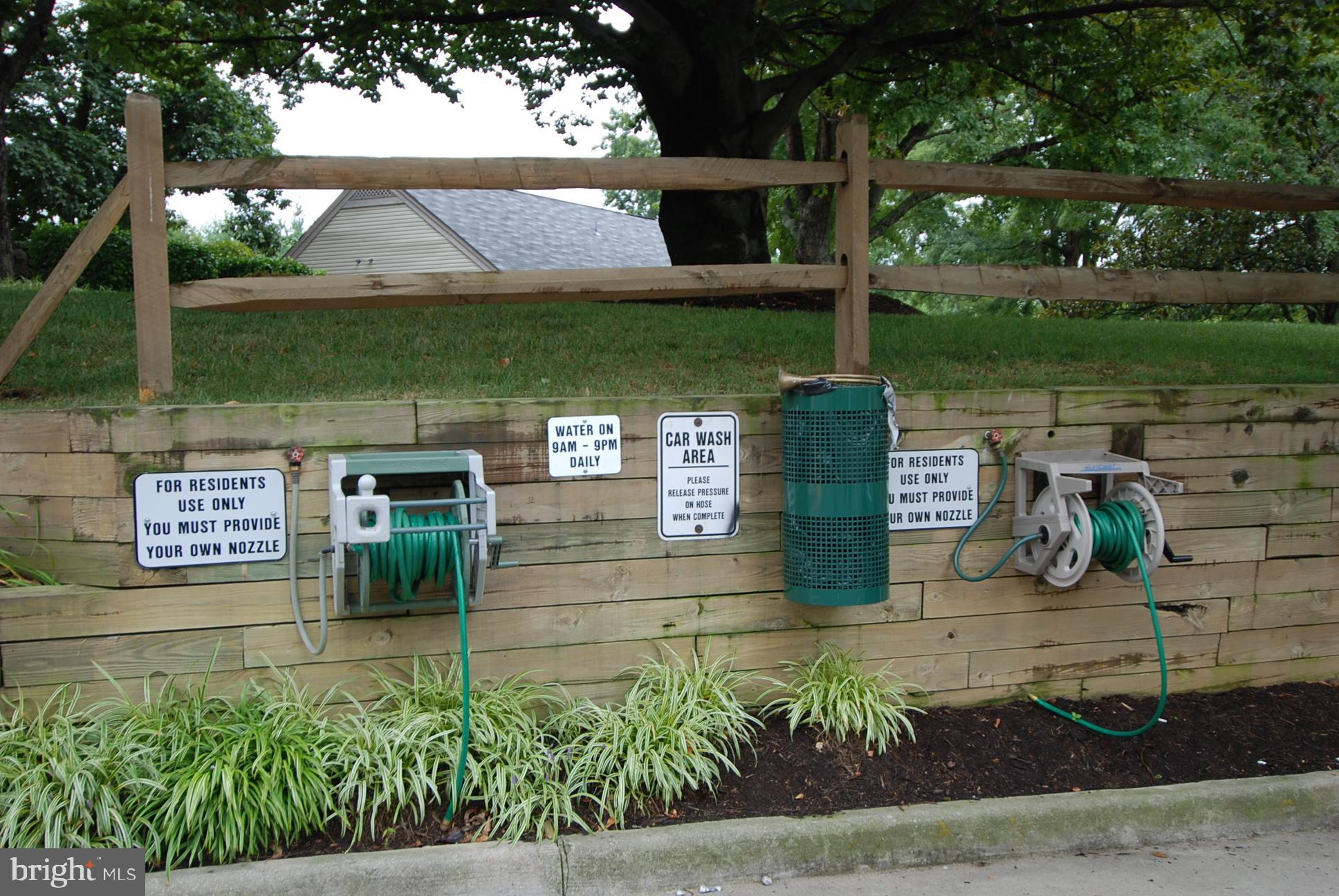 PONDS AT CENTREVILLE - Residential