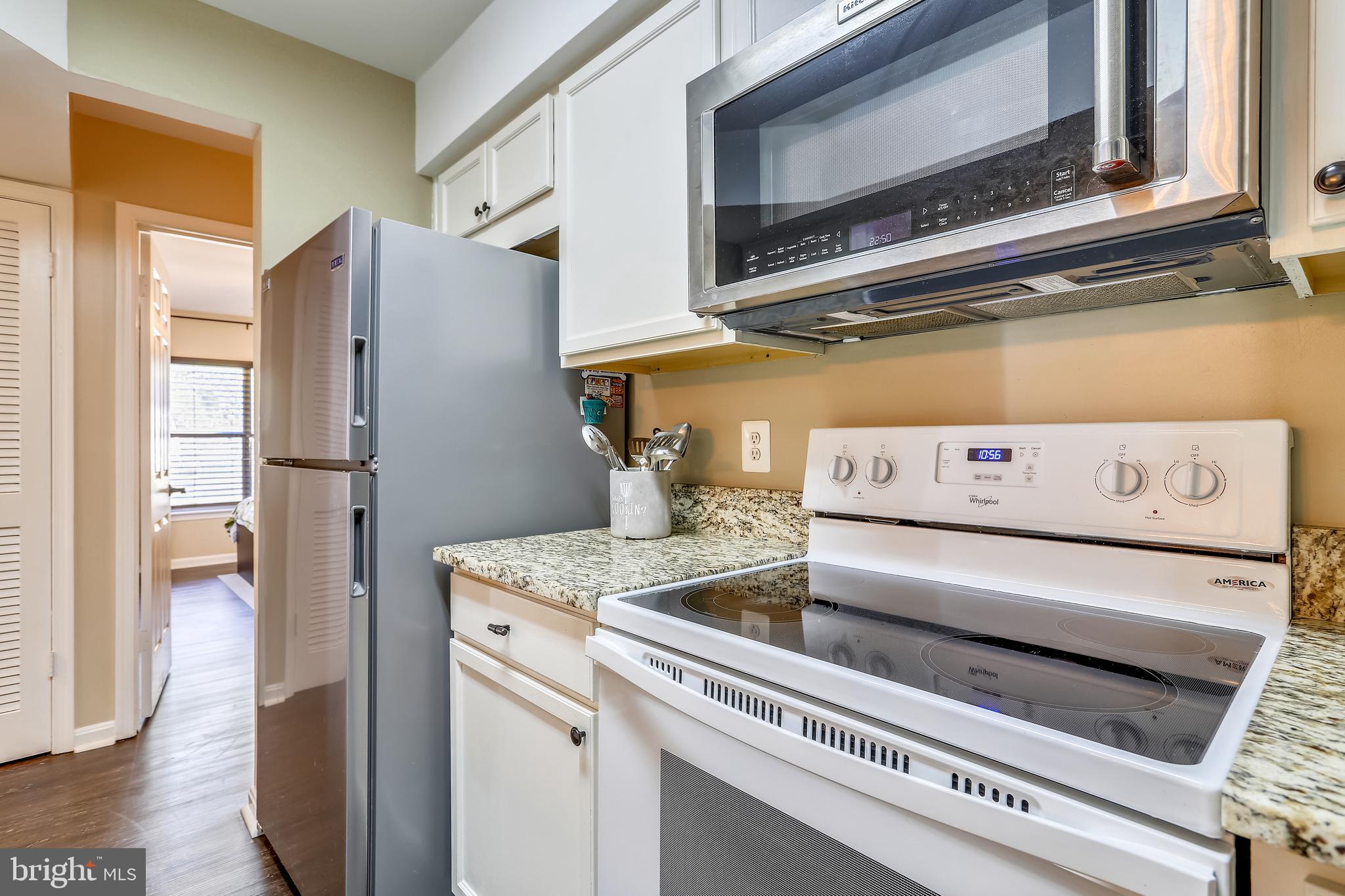 PONDS AT CENTREVILLE - Residential