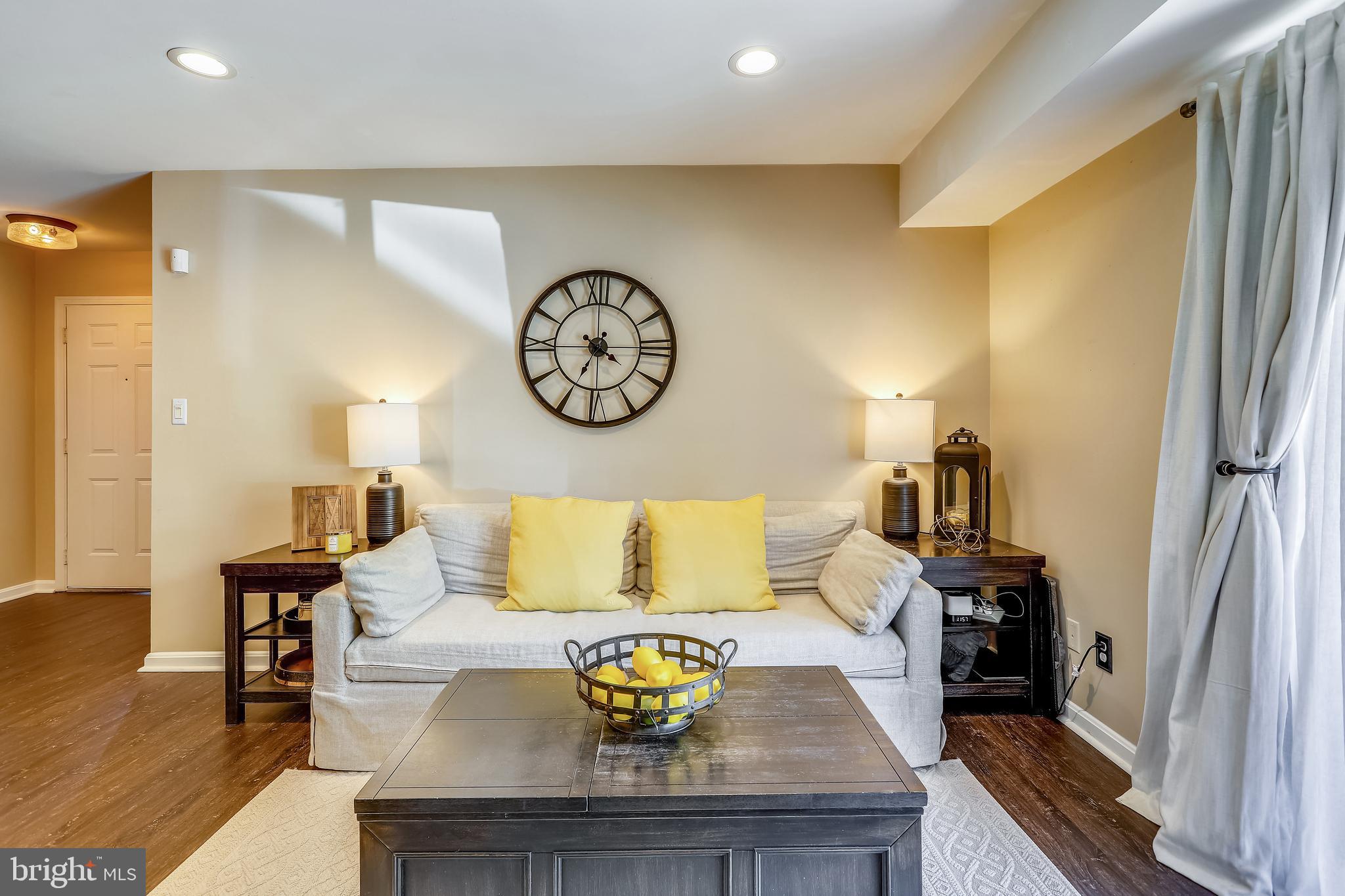 PONDS AT CENTREVILLE - Residential