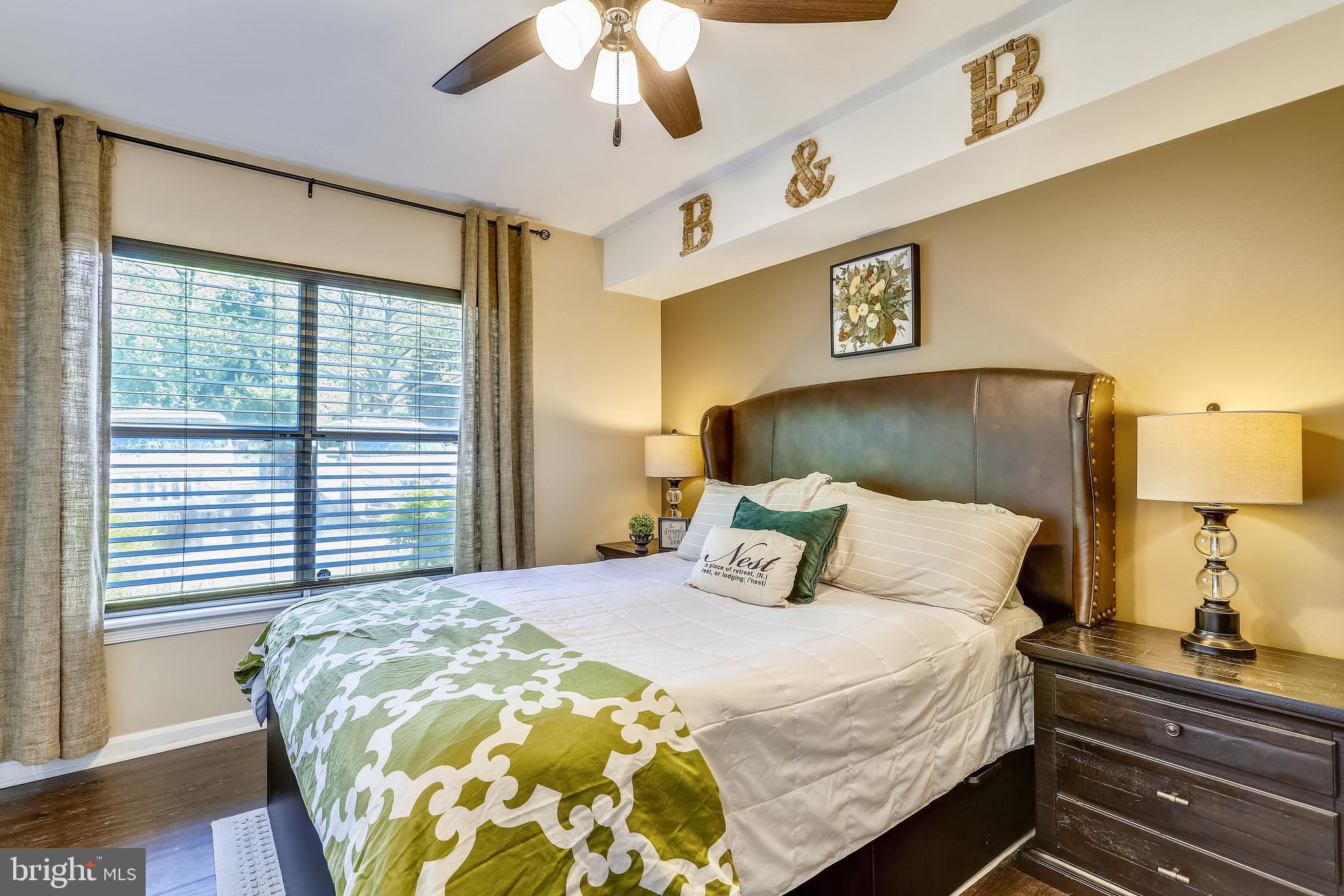 PONDS AT CENTREVILLE - Residential