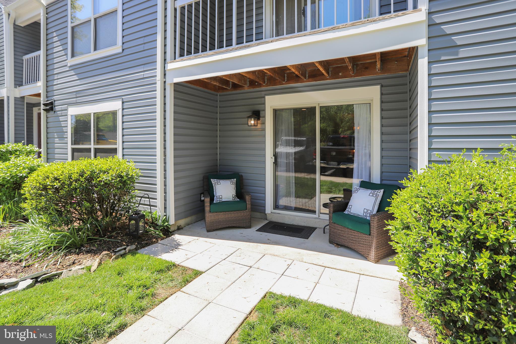 PONDS AT CENTREVILLE - Residential