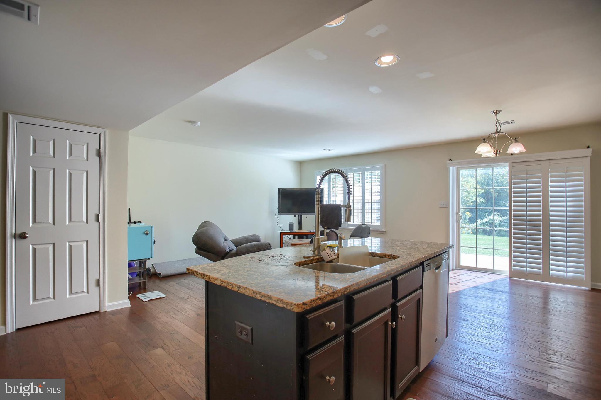 MELBOURNE PLACE II - Residential