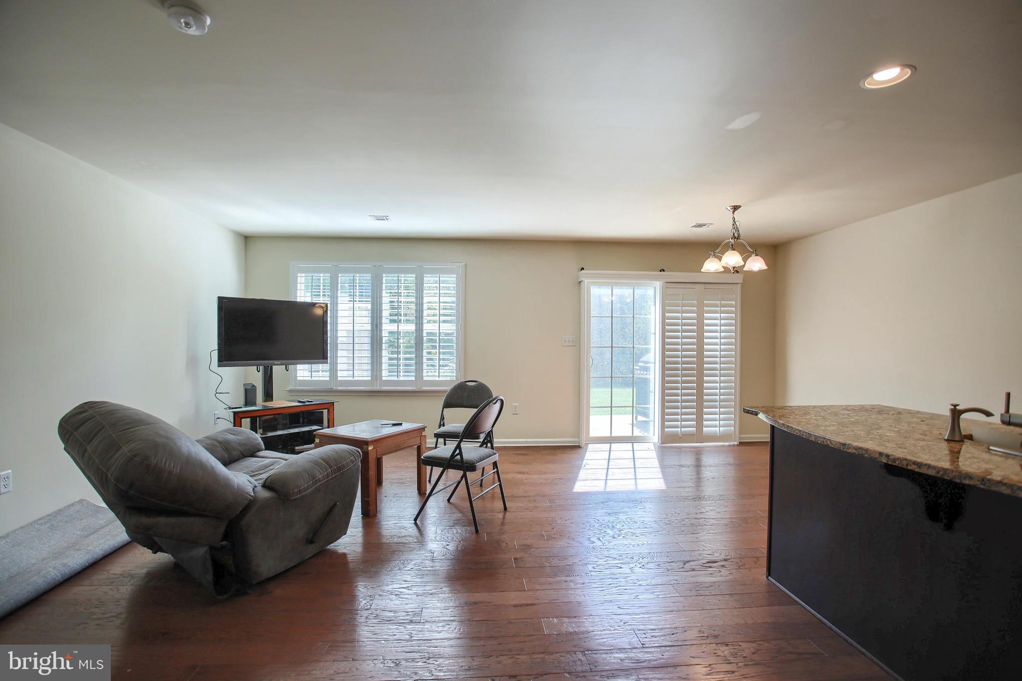 MELBOURNE PLACE II - Residential