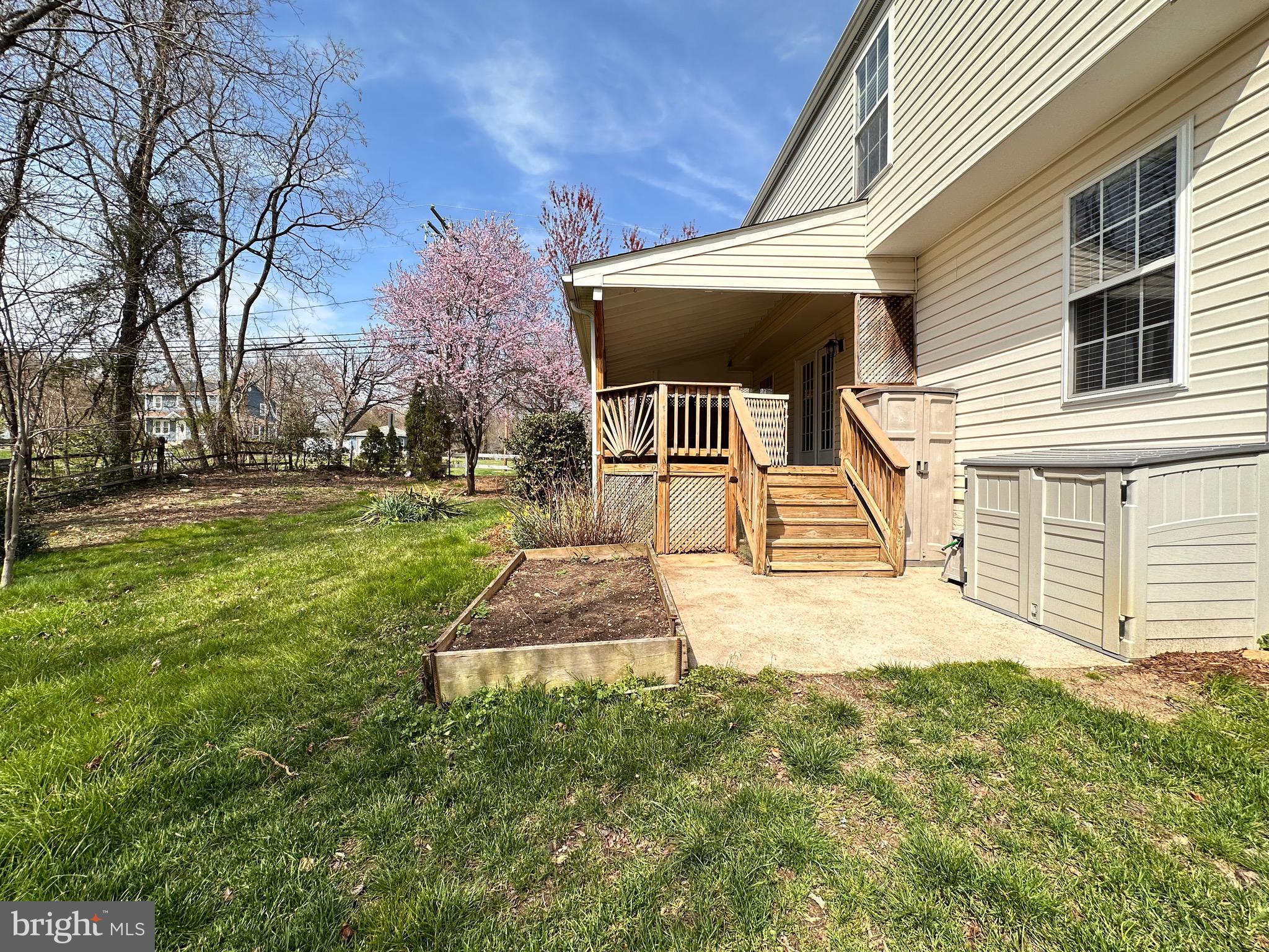 GRACE MANOR - Residential