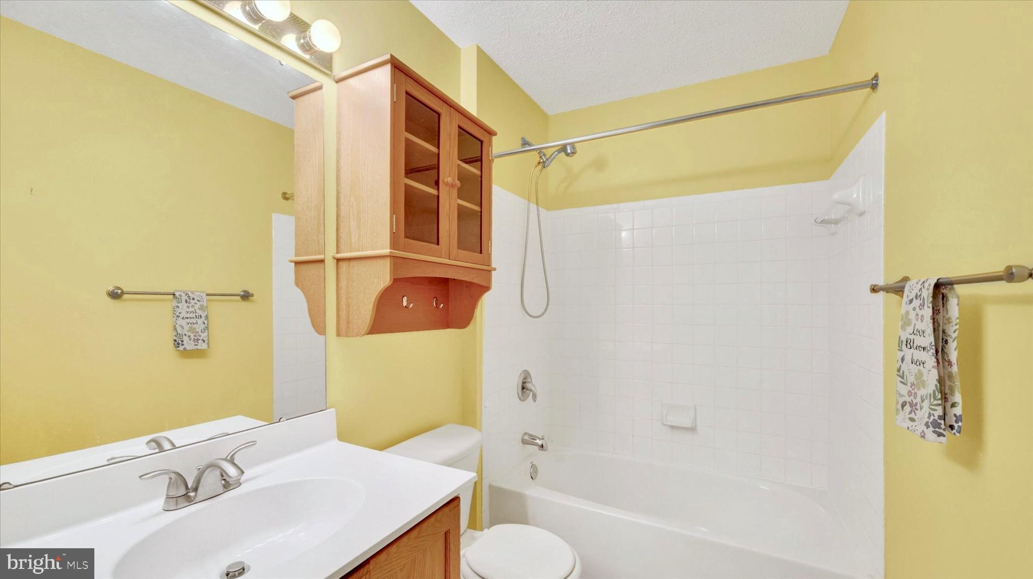 GRACE MANOR - Residential