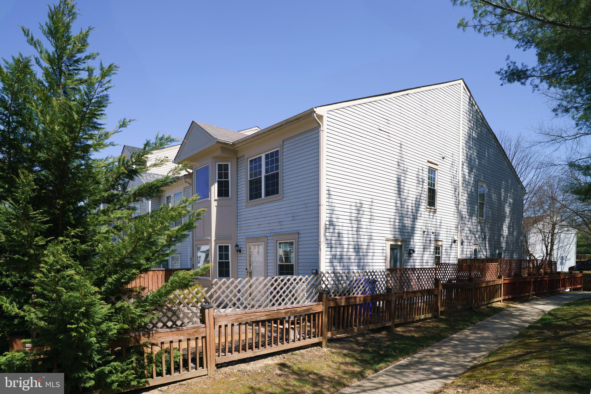 LAUREL LAKES - Residential Lease