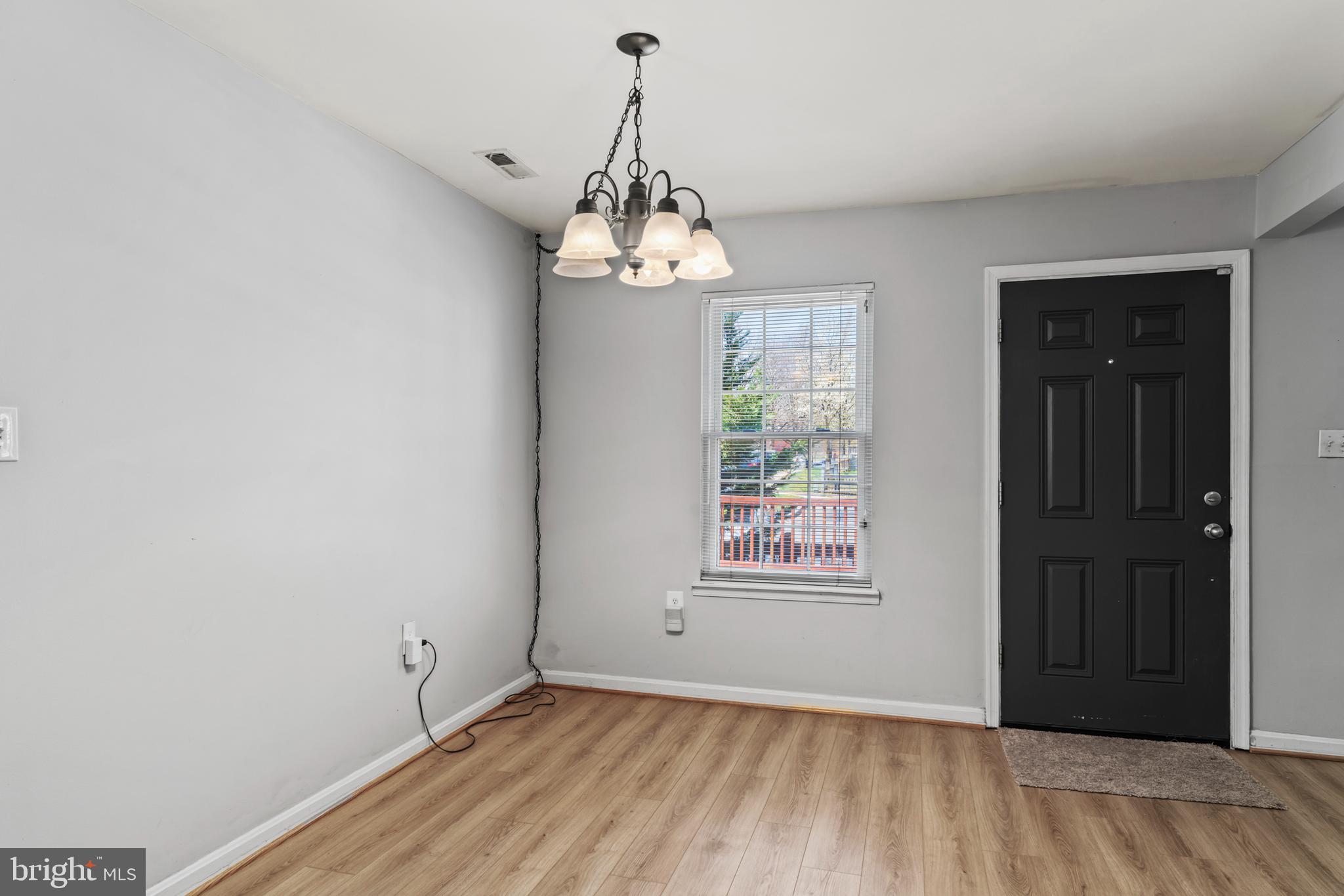 LAUREL LAKES - Residential Lease