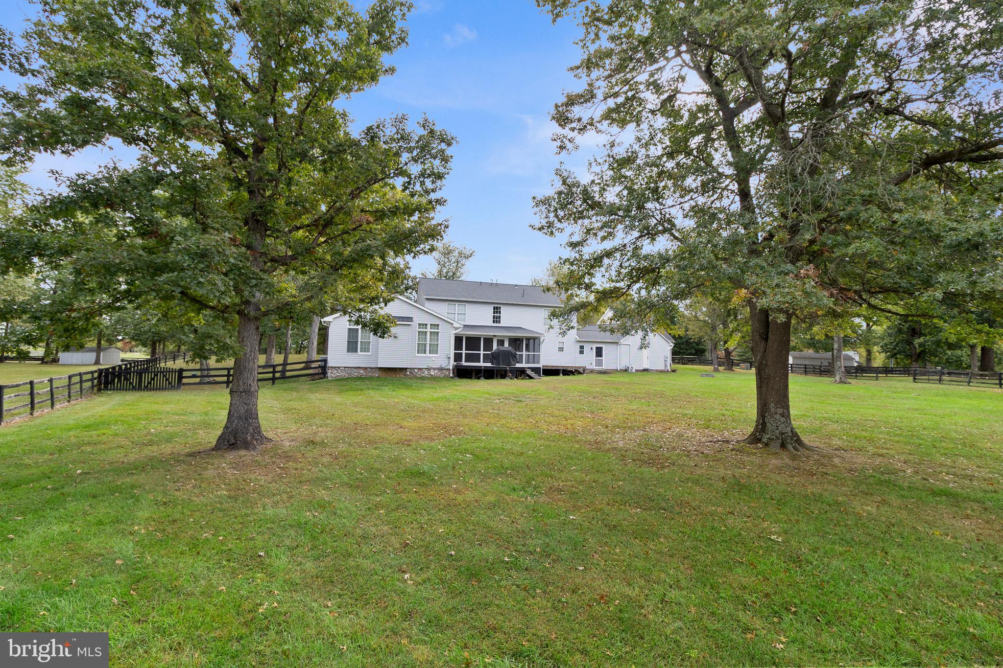 GRASSLAND - Residential