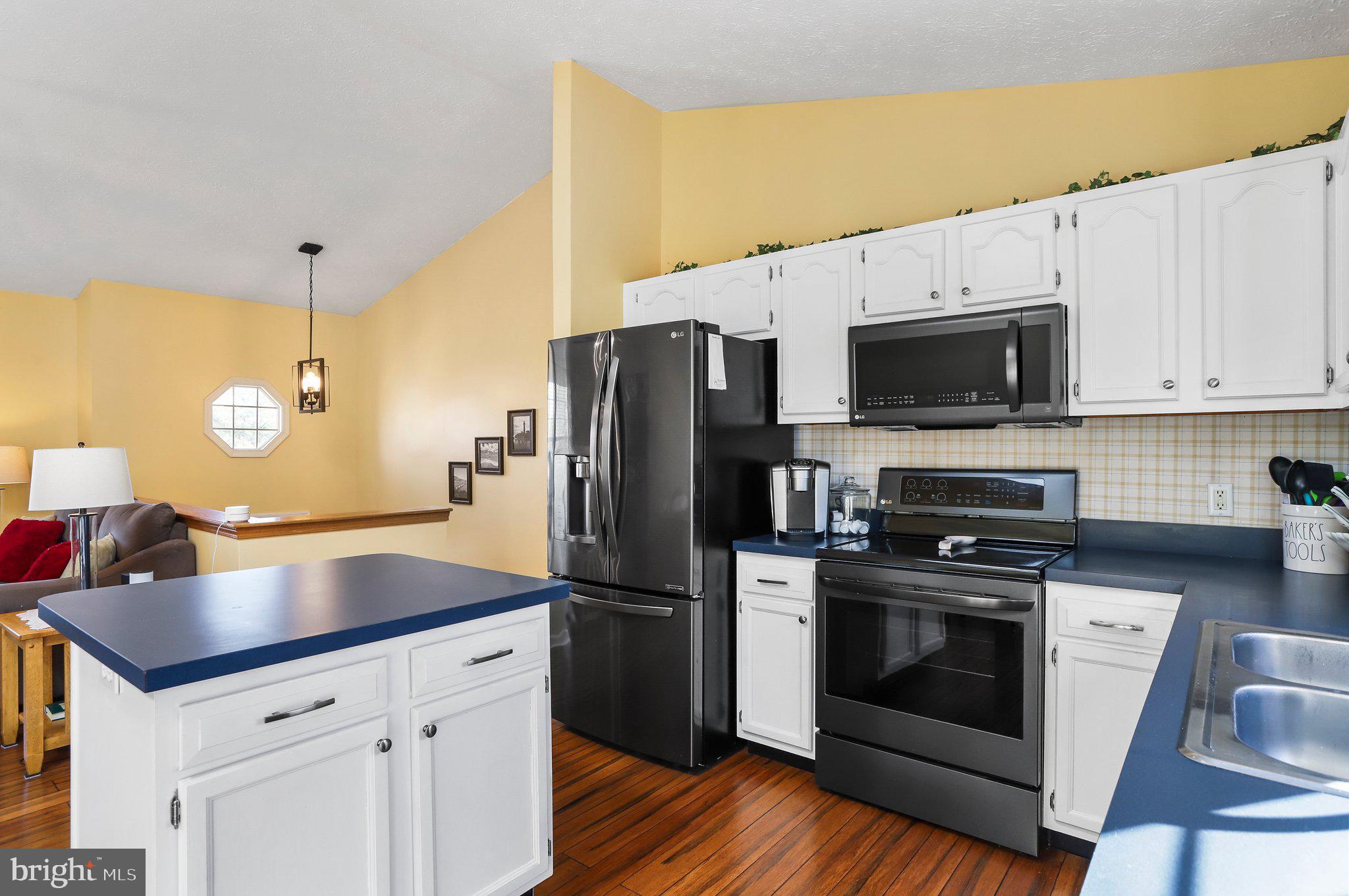 BRIAR RUN - Residential