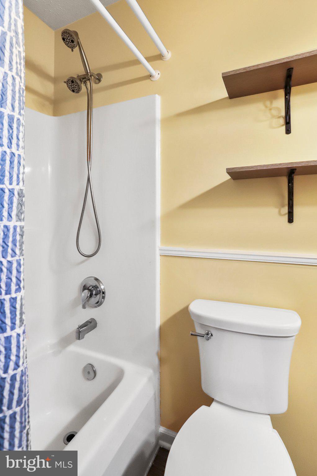 BRIAR RUN - Residential