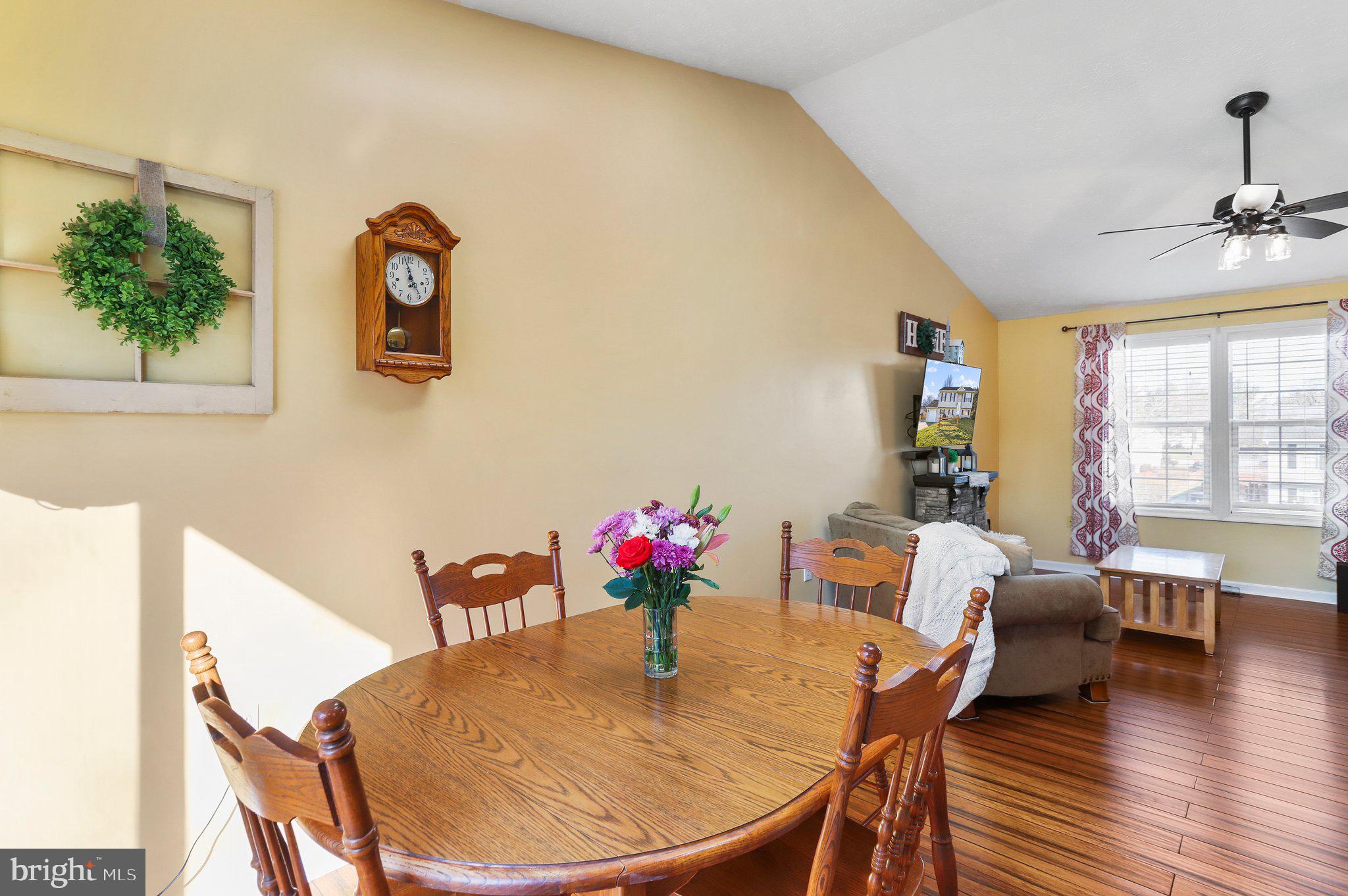 BRIAR RUN - Residential