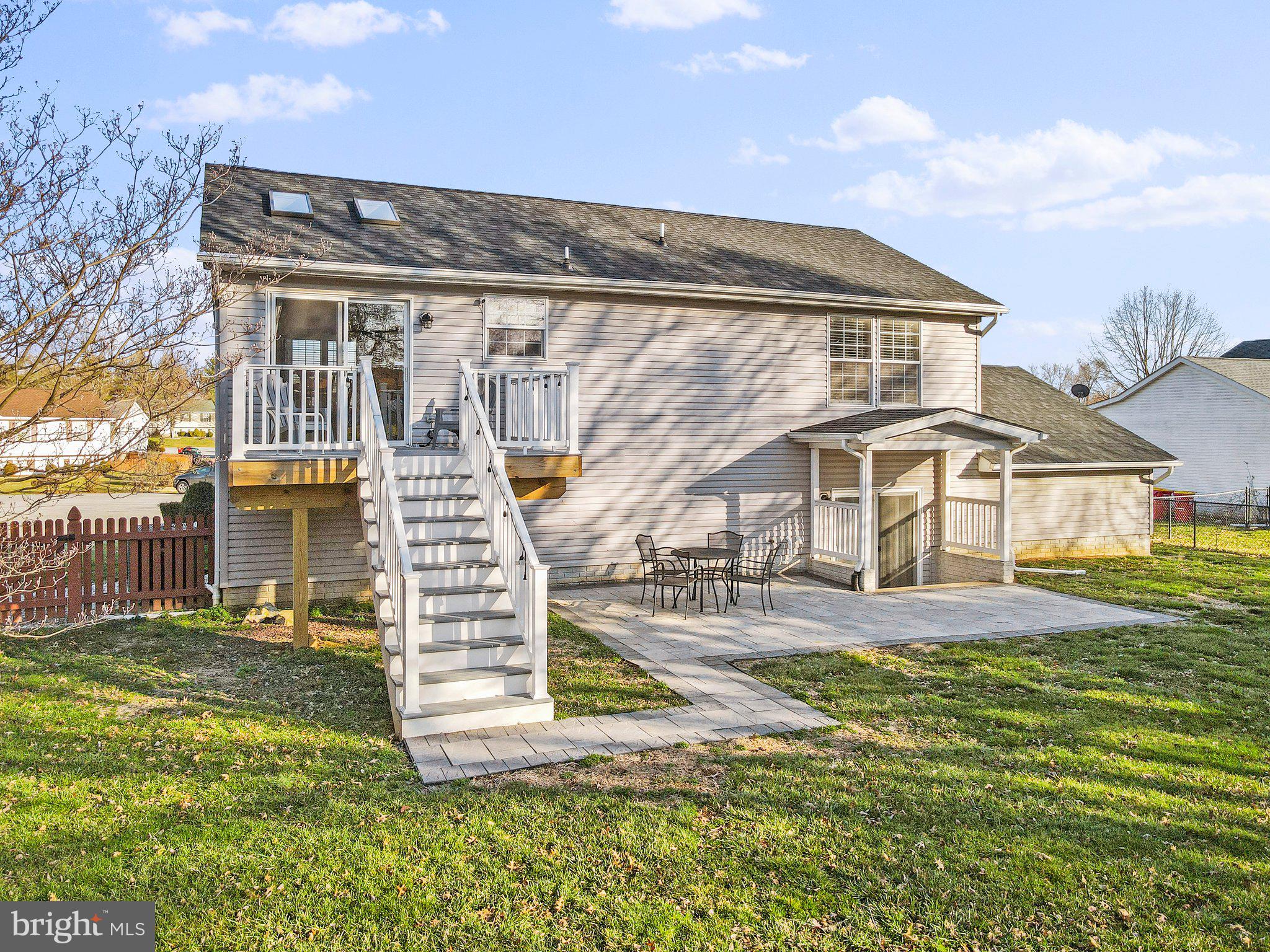 BRIAR RUN - Residential