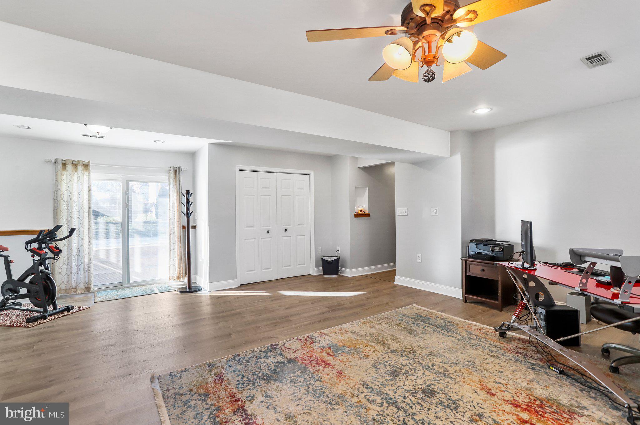 BRIAR RUN - Residential