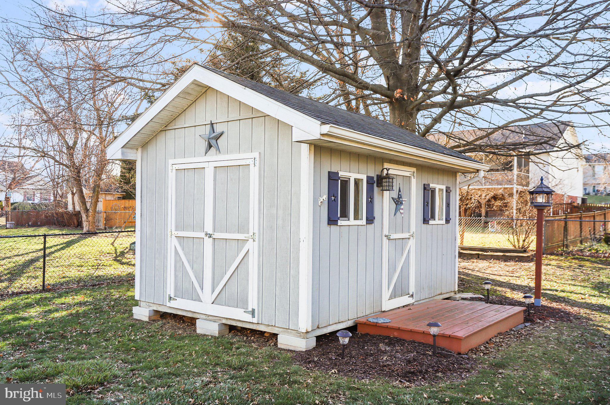 BRIAR RUN - Residential