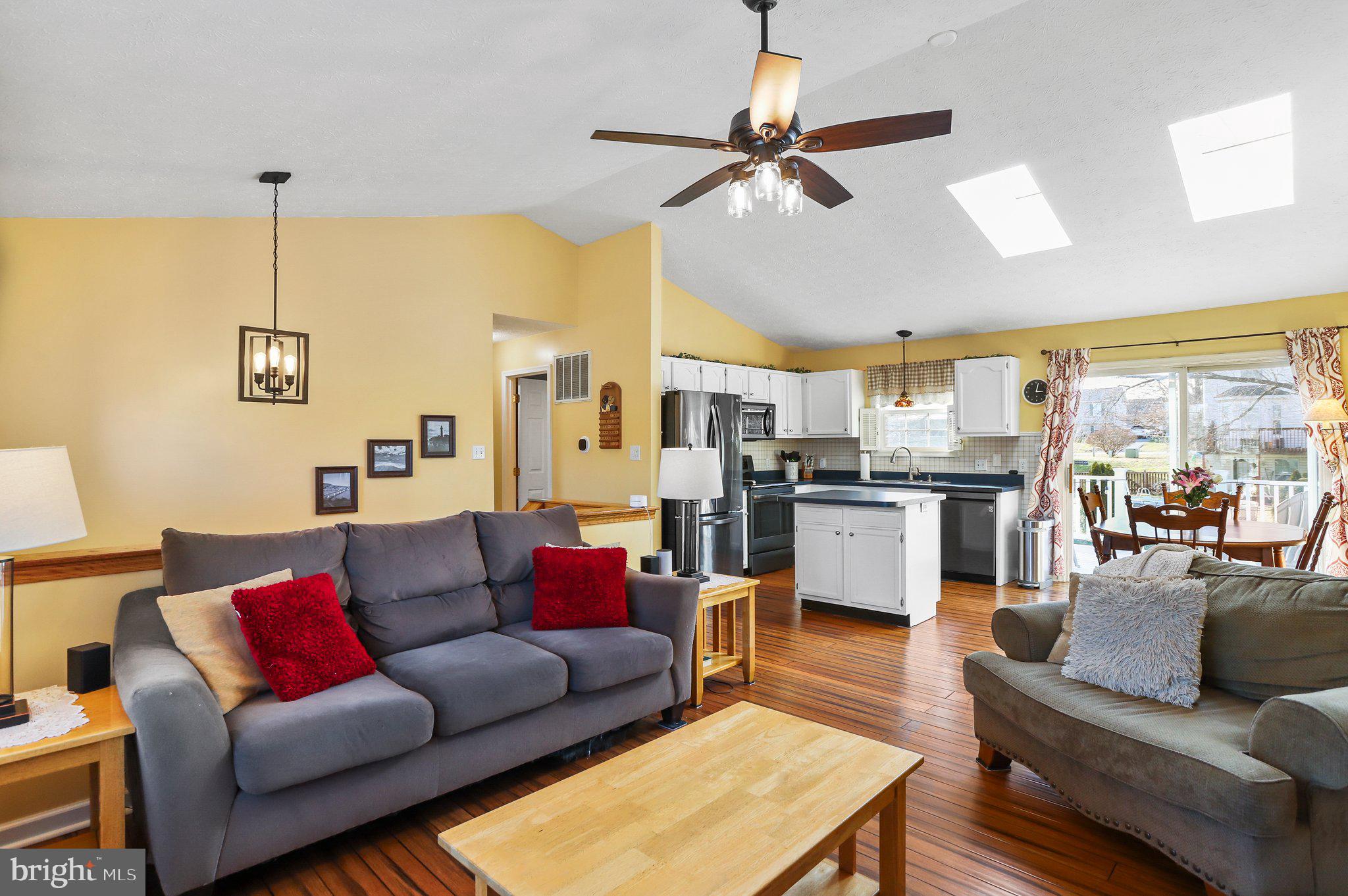 BRIAR RUN - Residential