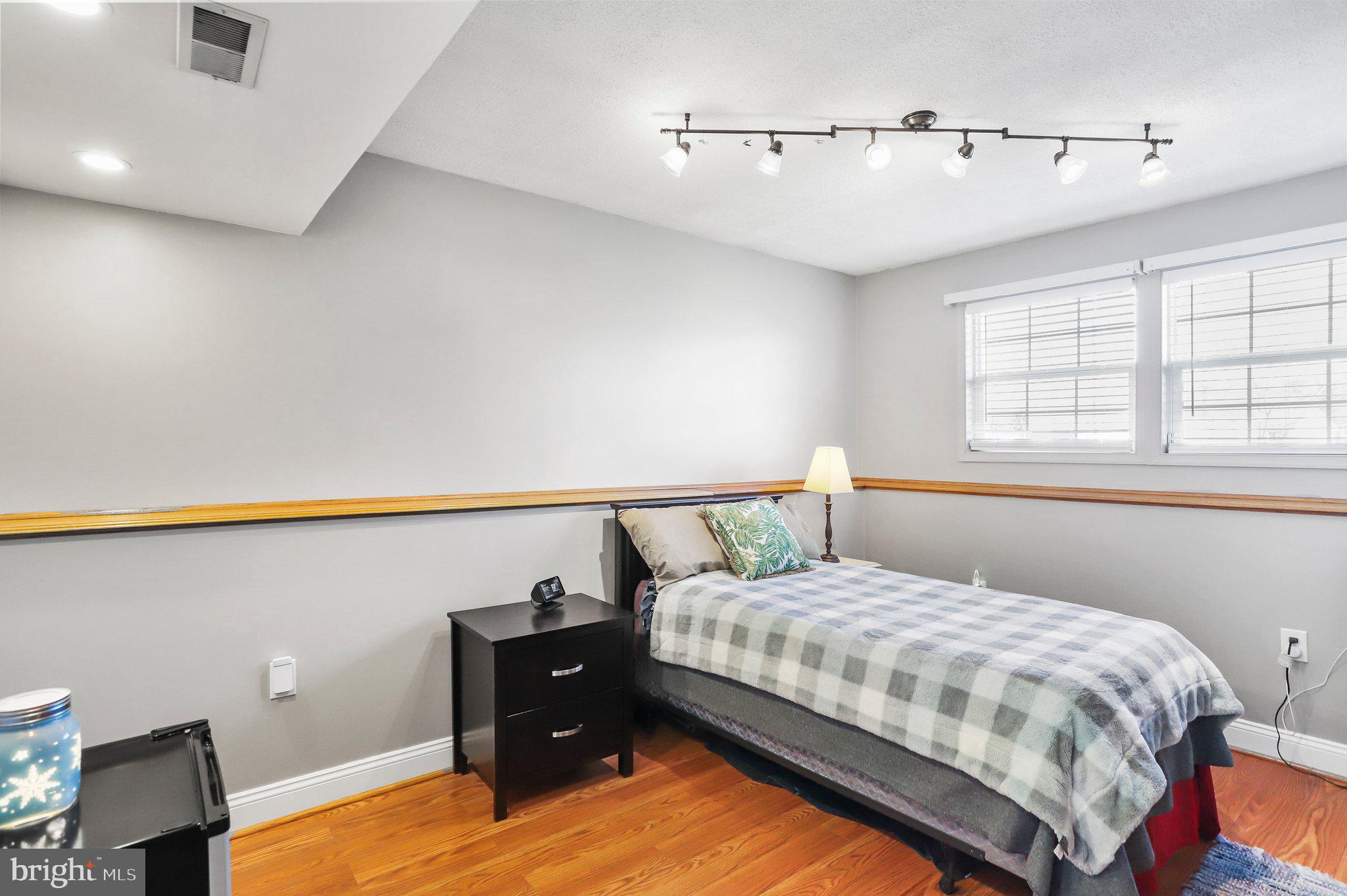 BRIAR RUN - Residential