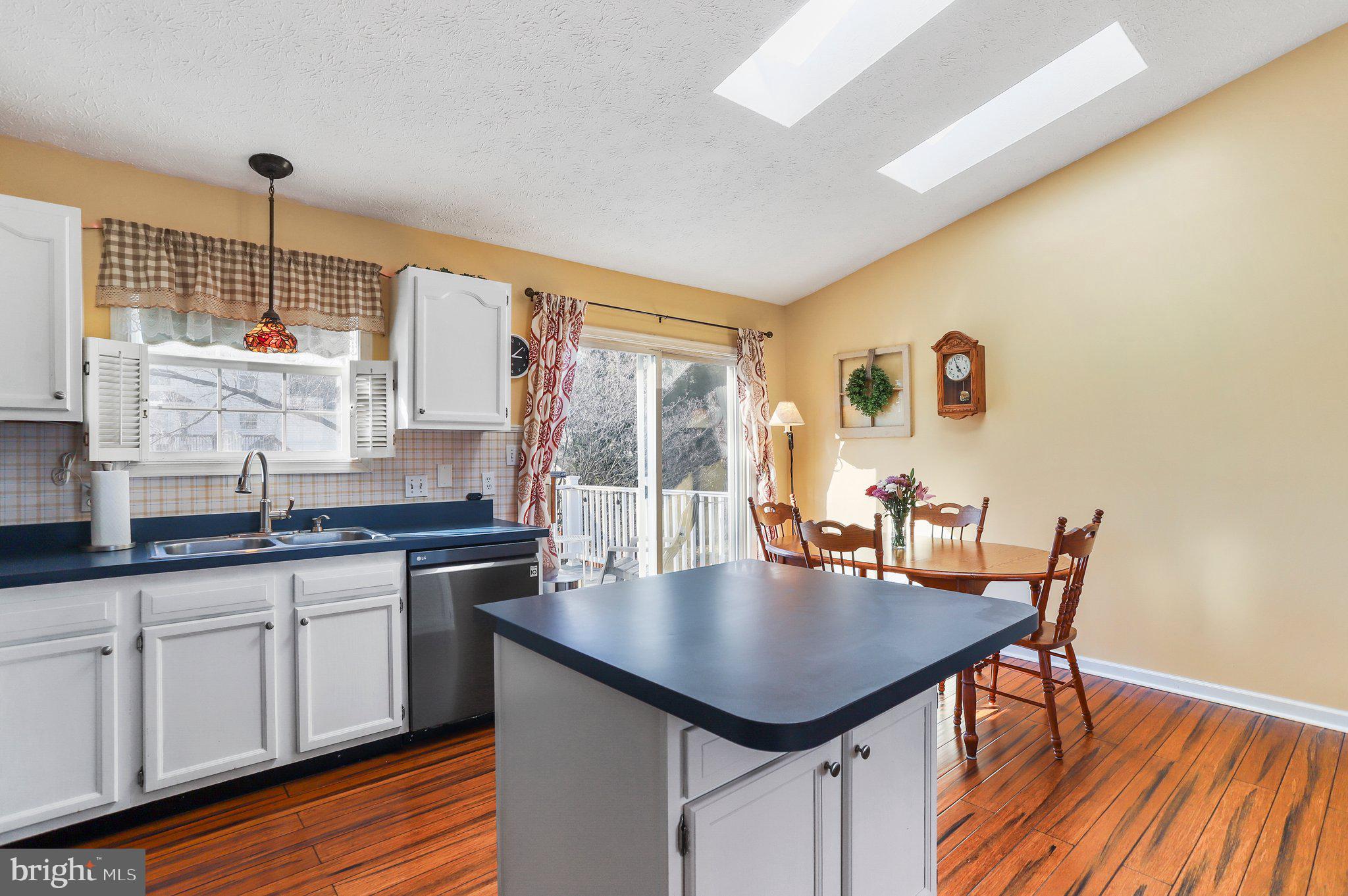 BRIAR RUN - Residential