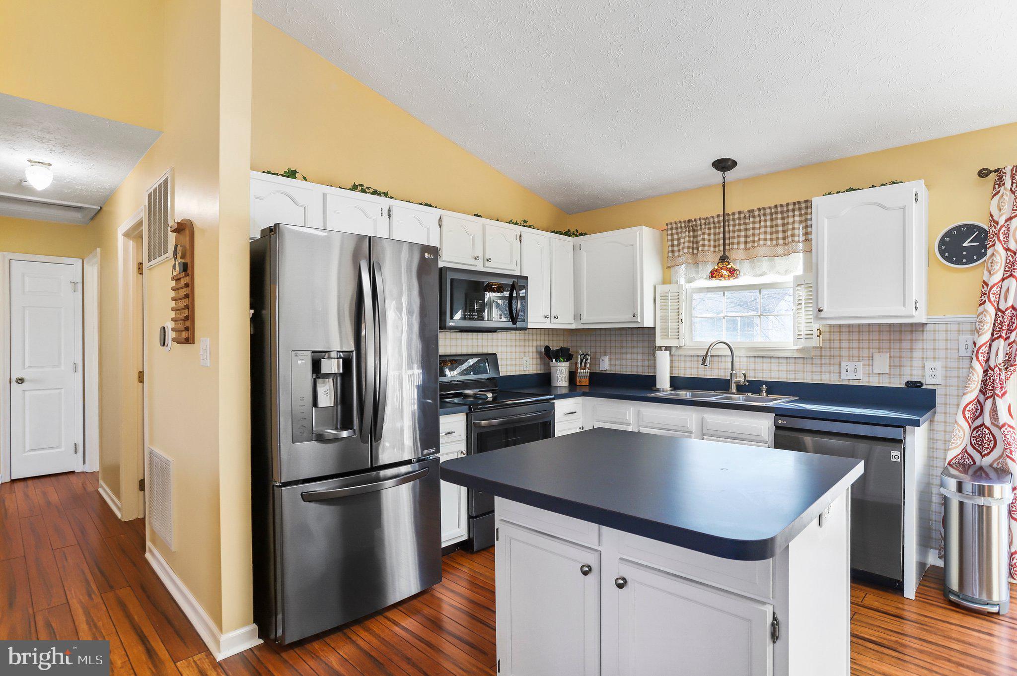 BRIAR RUN - Residential