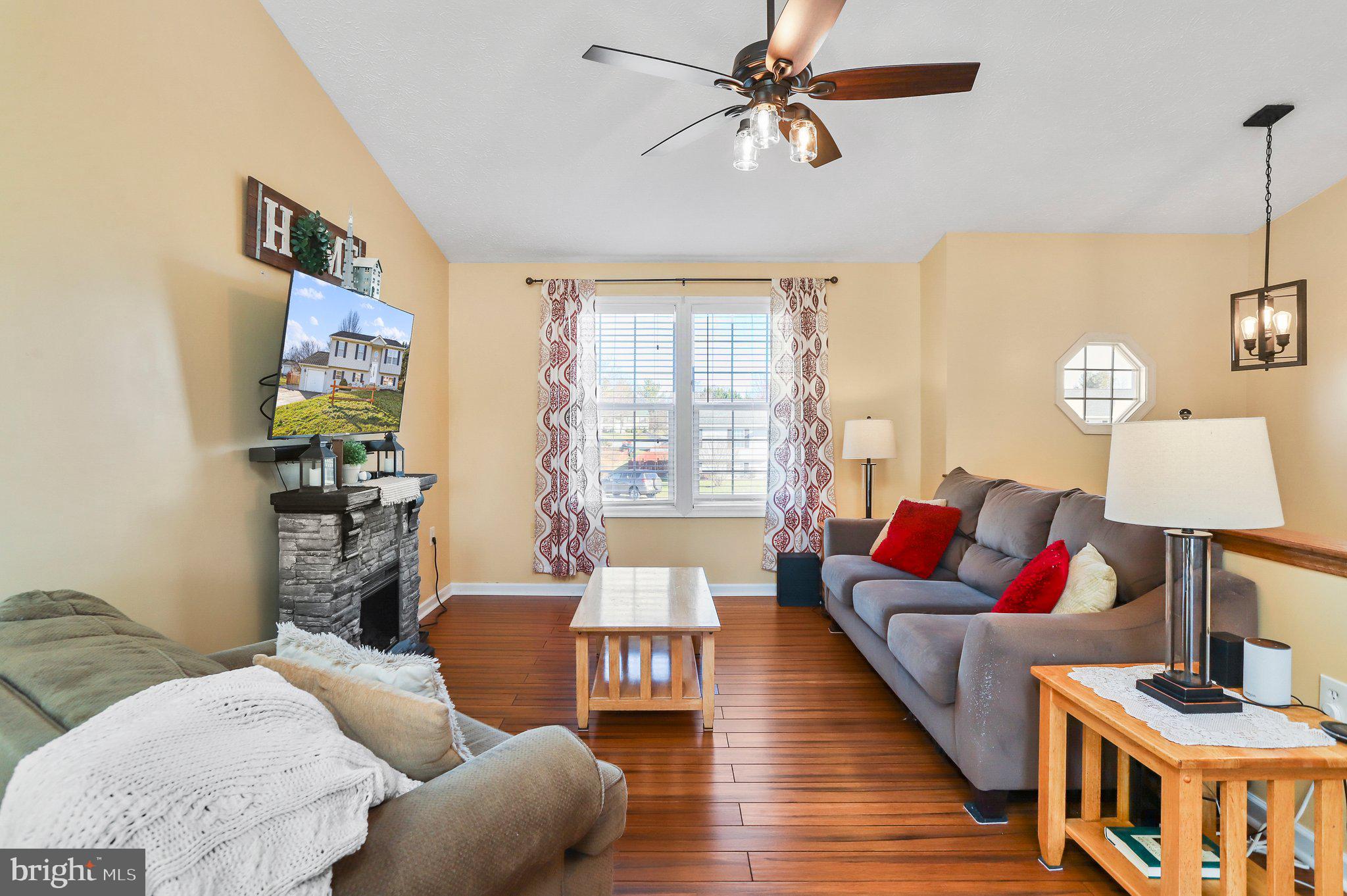 BRIAR RUN - Residential