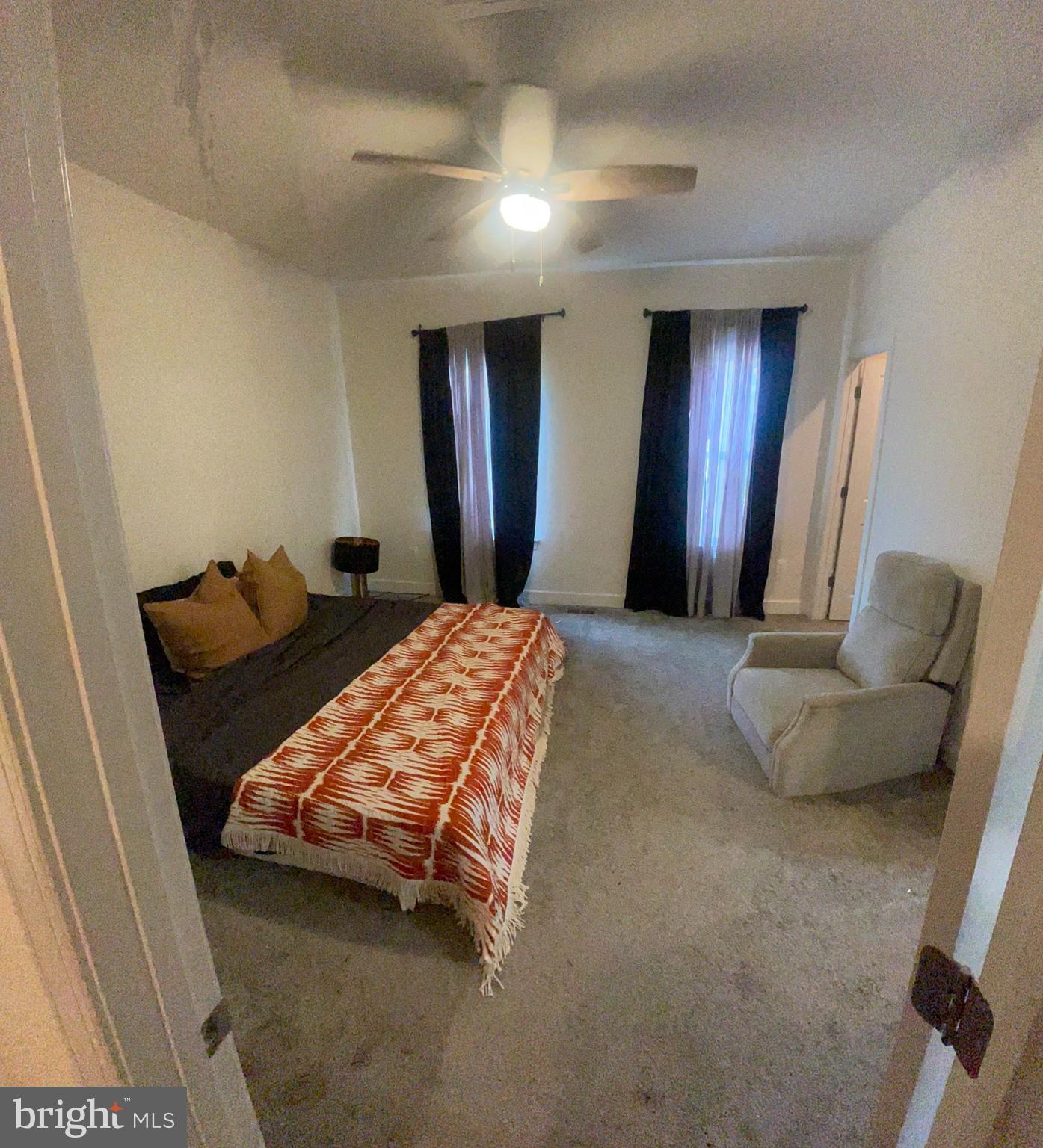 CAPITAL COURT - Residential Lease