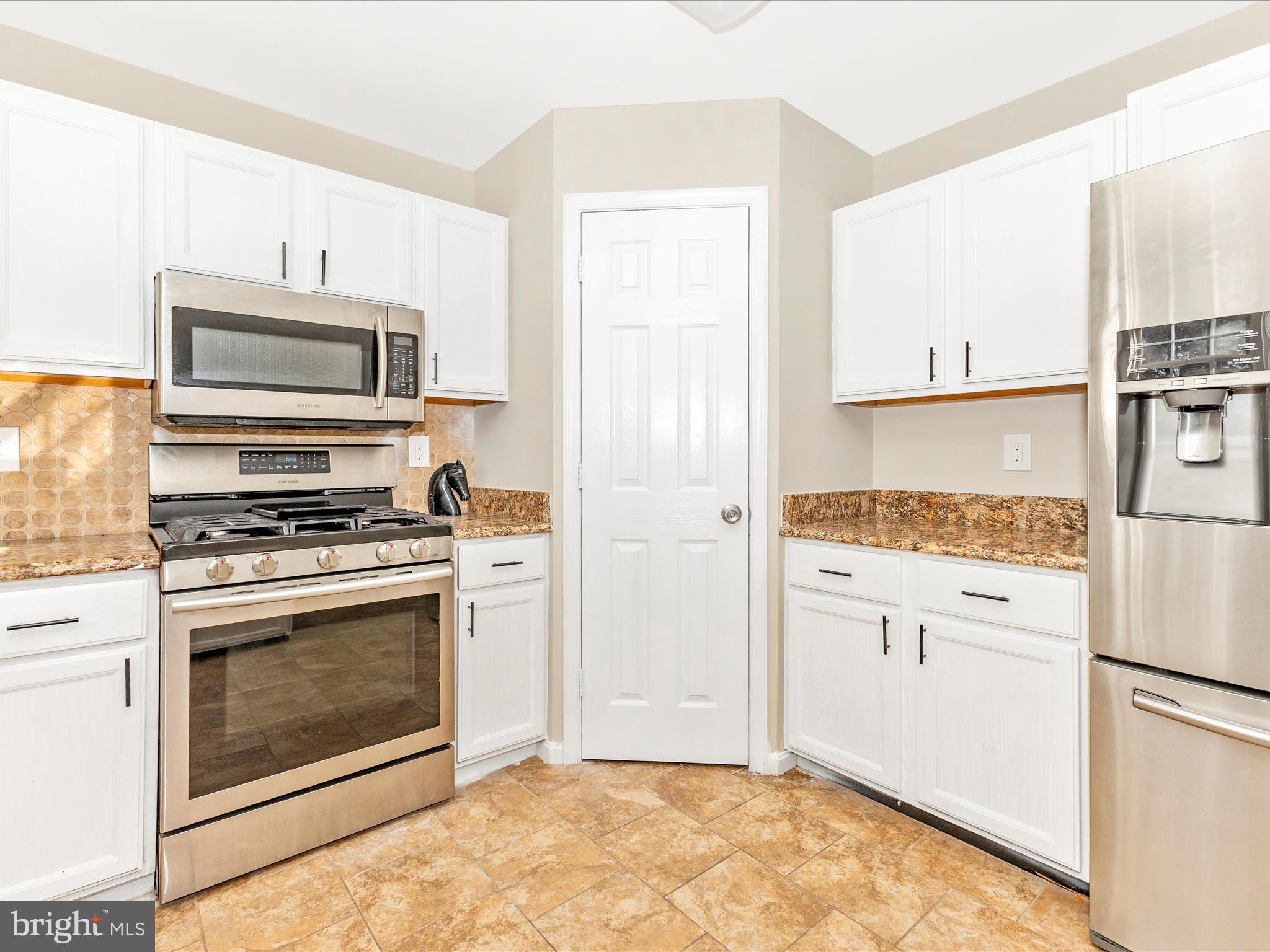 SPRING RIDGE - Residential