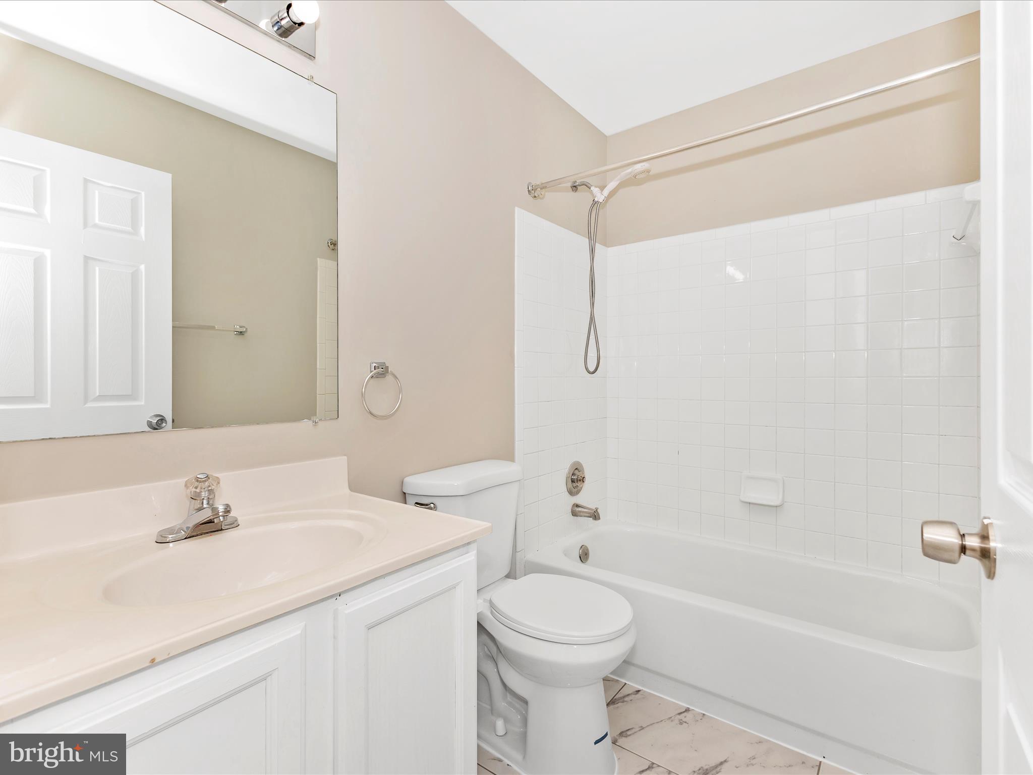 SPRING RIDGE - Residential