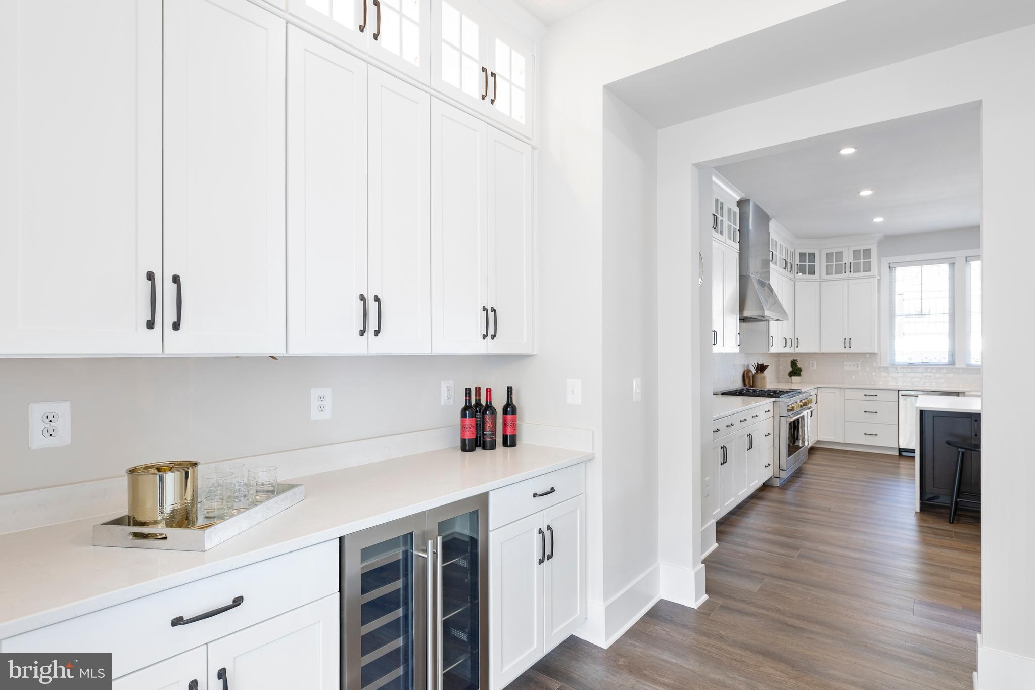 RIVERCREST - Residential