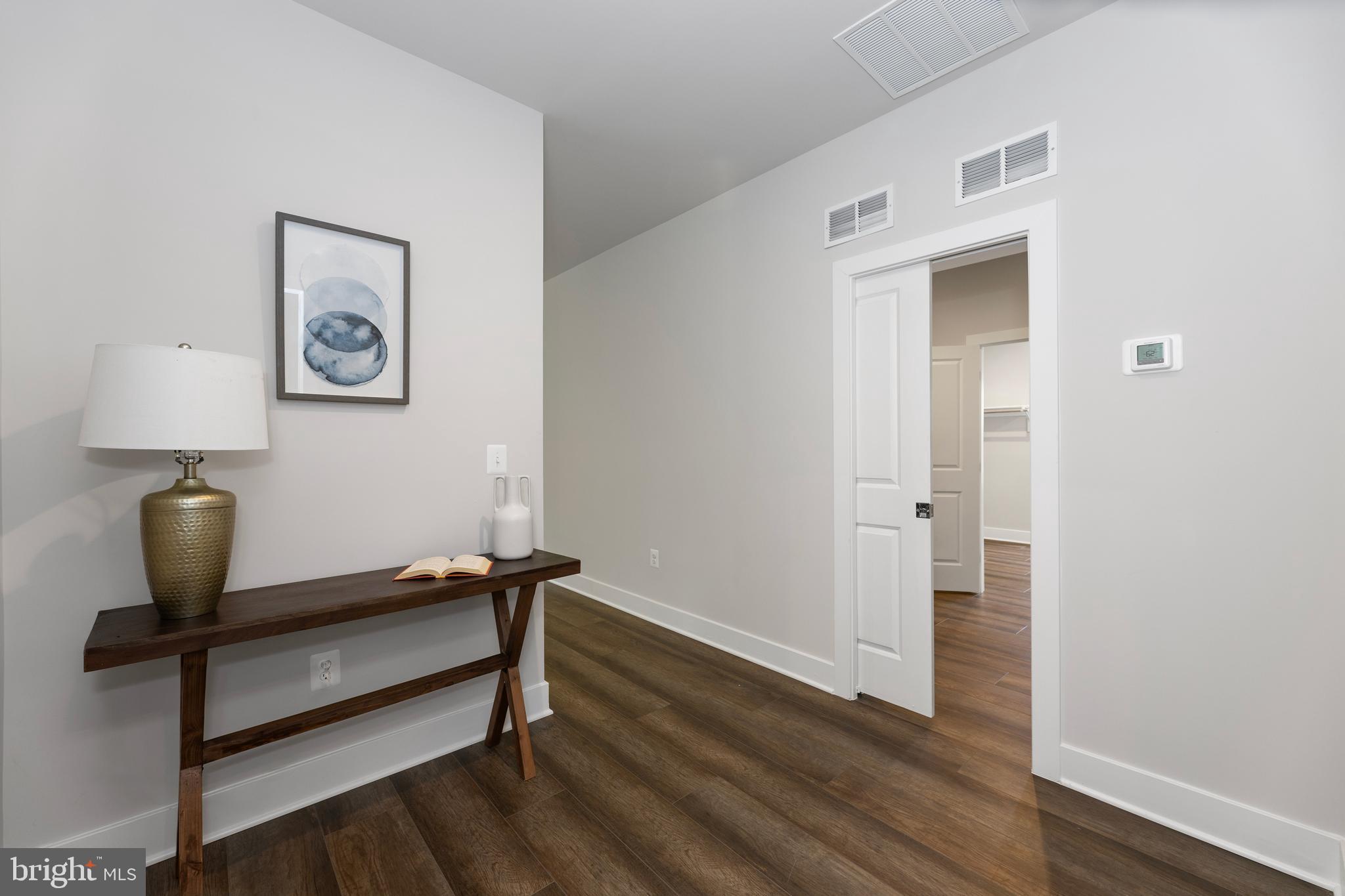 RIVERCREST - Residential