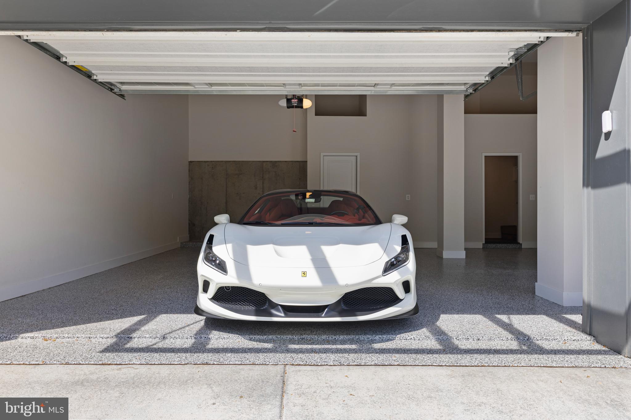 RIVERCREST - Residential