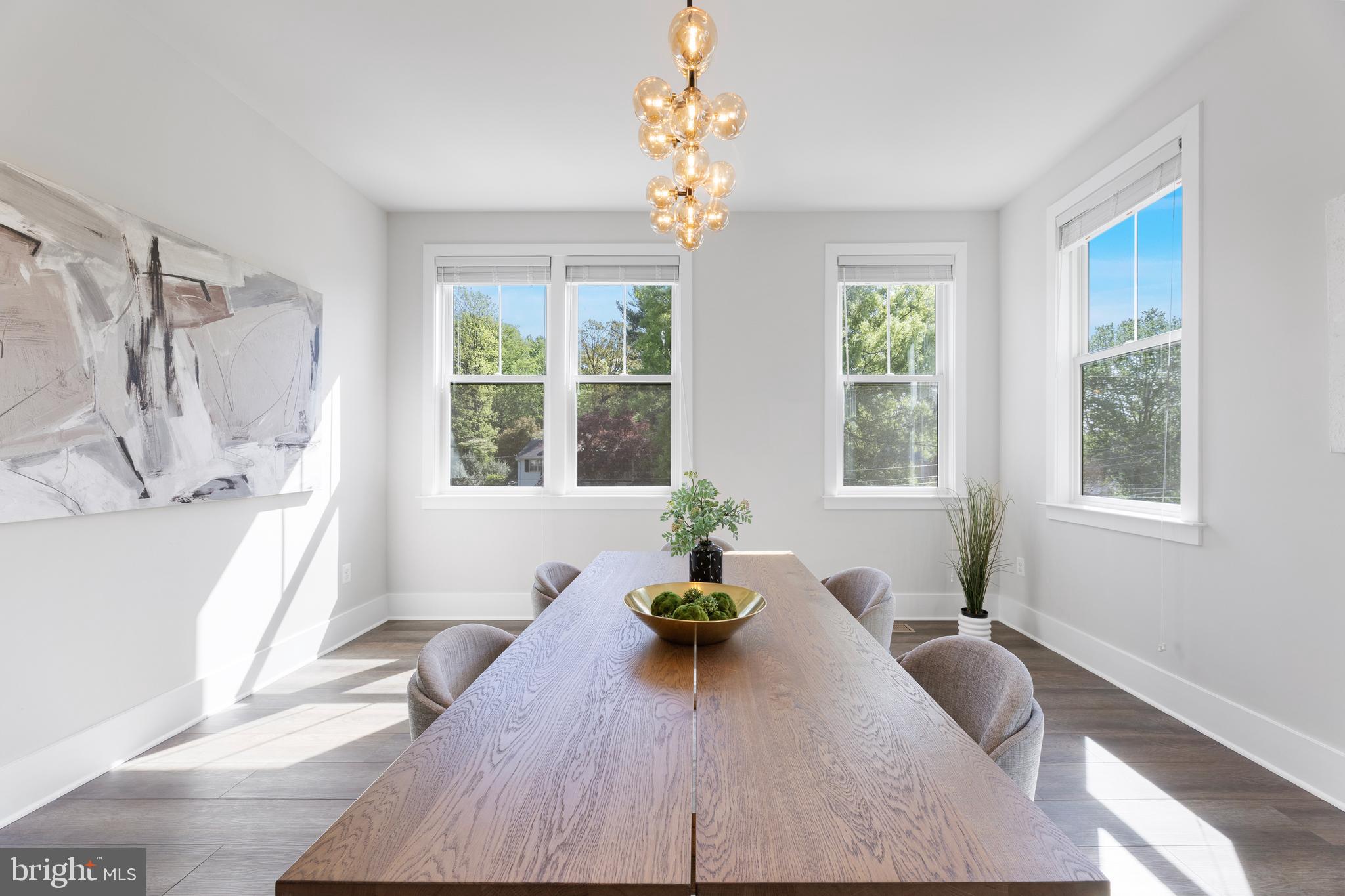 RIVERCREST - Residential