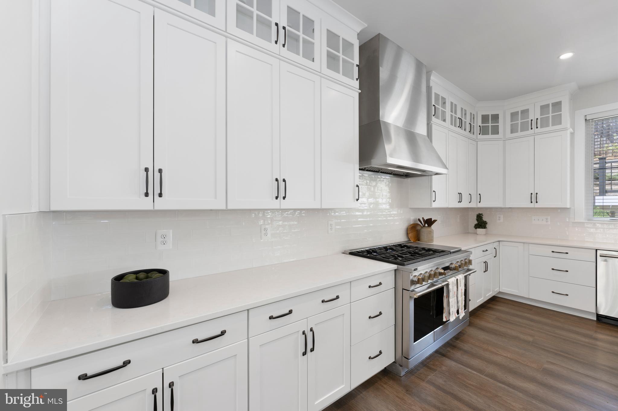 RIVERCREST - Residential