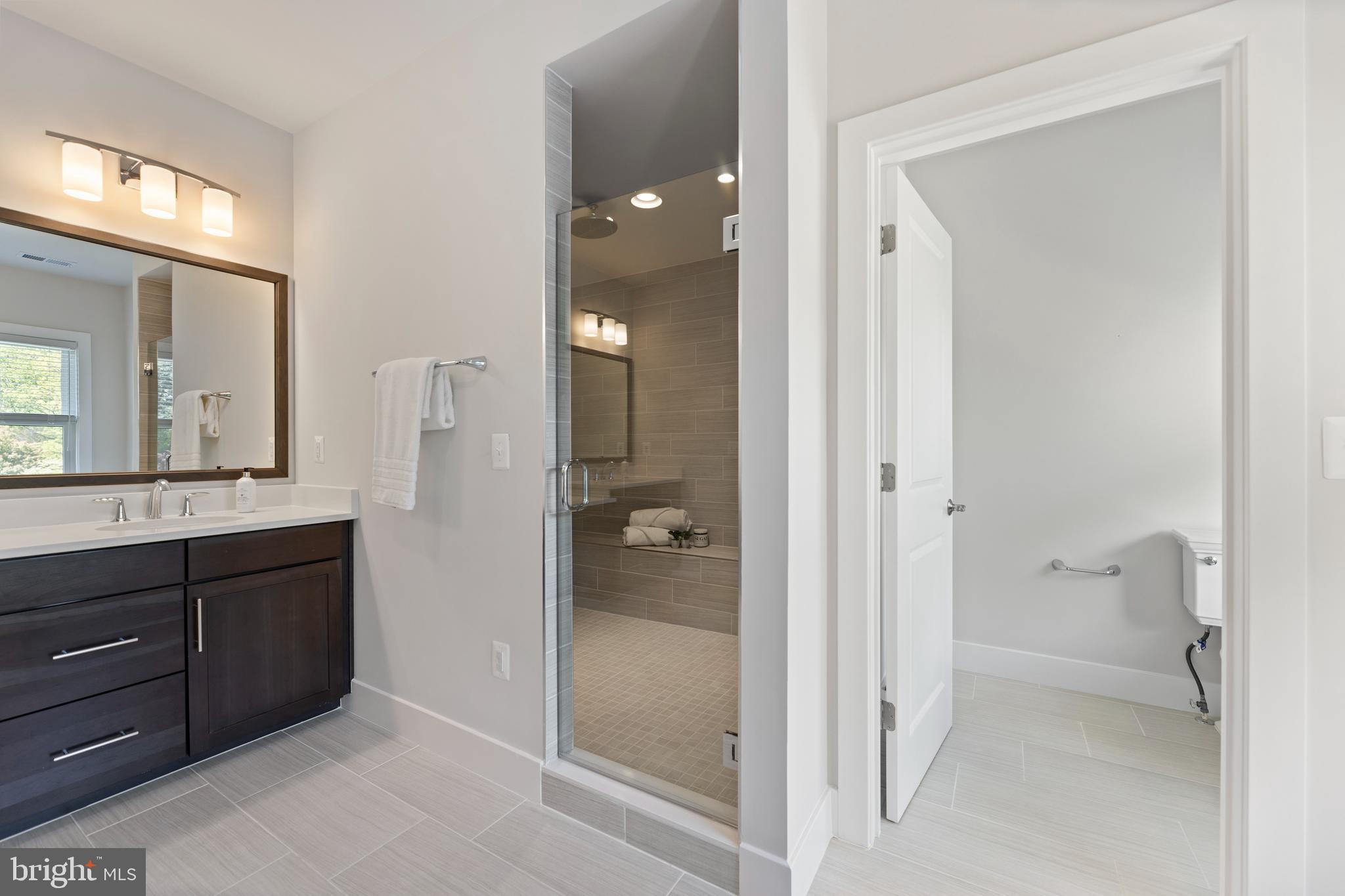 RIVERCREST - Residential