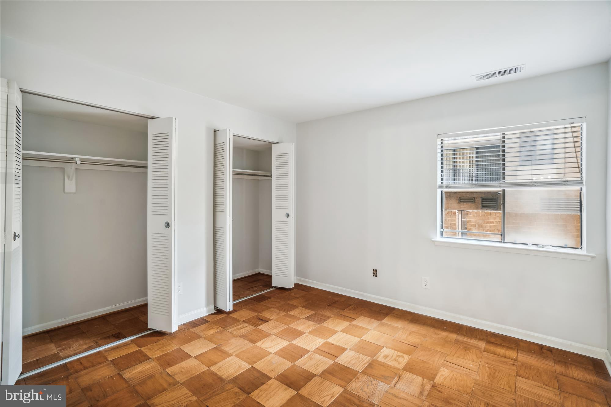 AMERICANA CENTRE - Residential