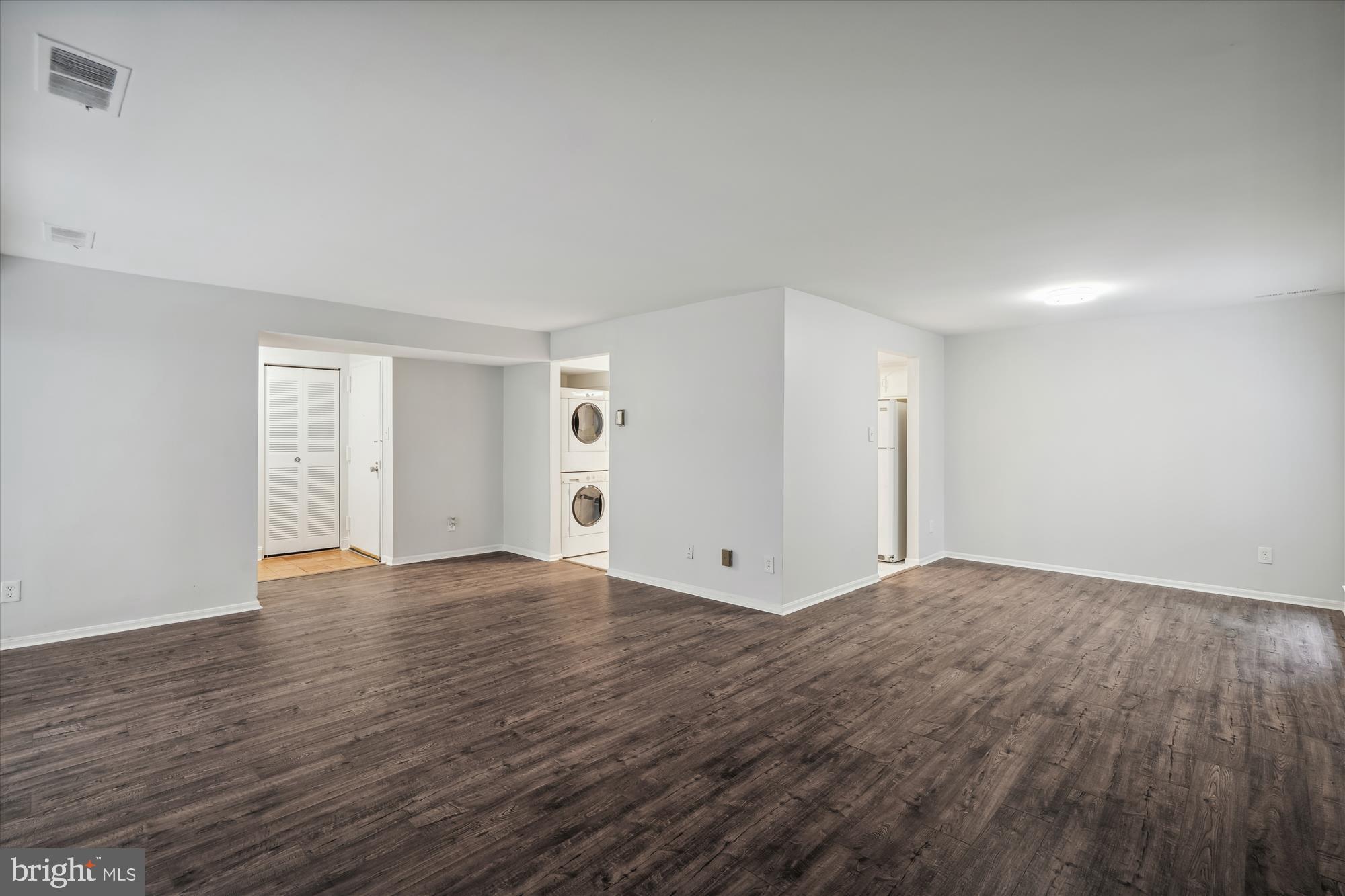 AMERICANA CENTRE - Residential