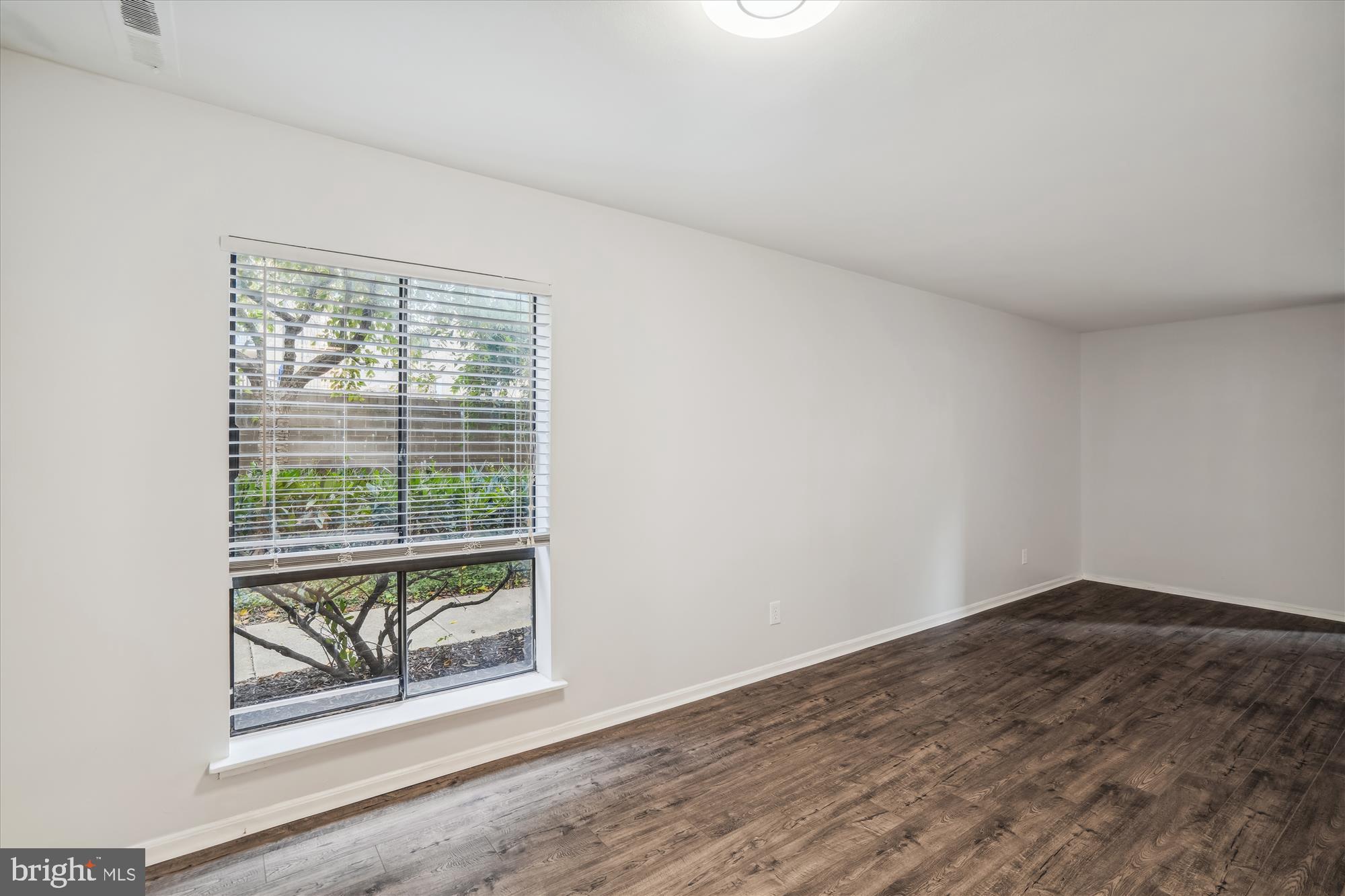 AMERICANA CENTRE - Residential