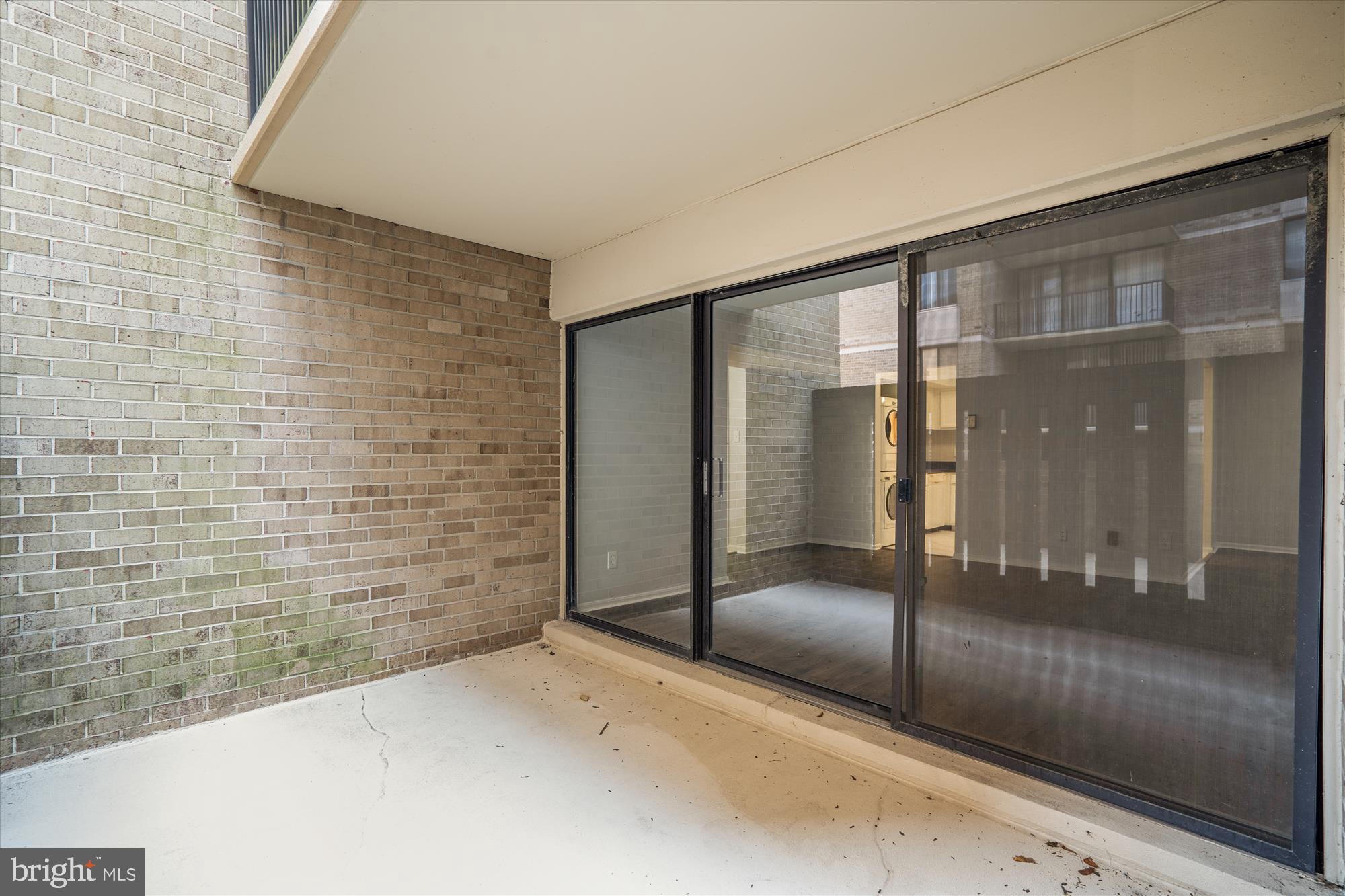 AMERICANA CENTRE - Residential