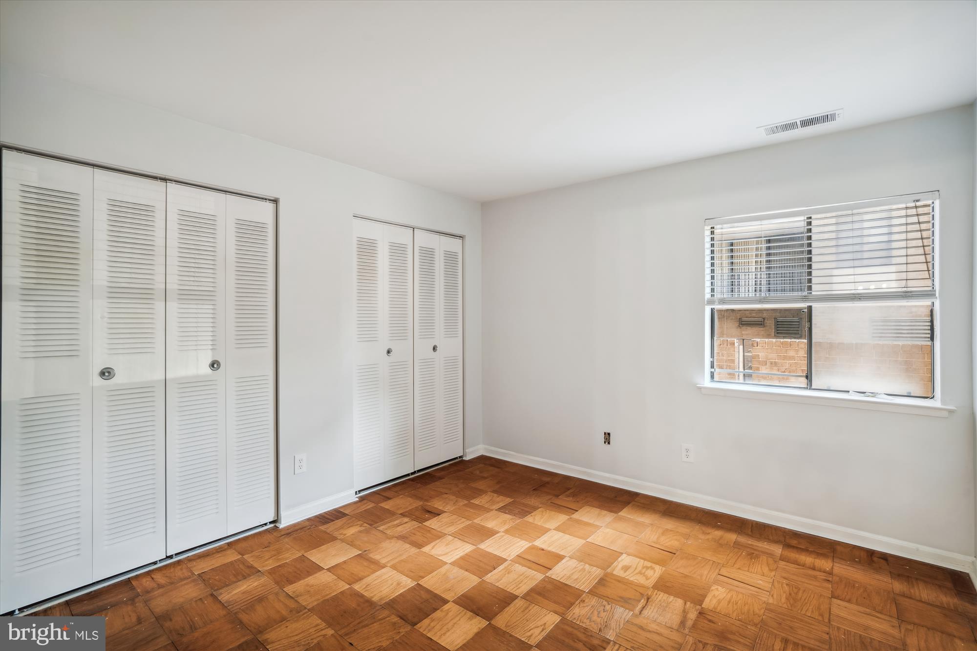 AMERICANA CENTRE - Residential