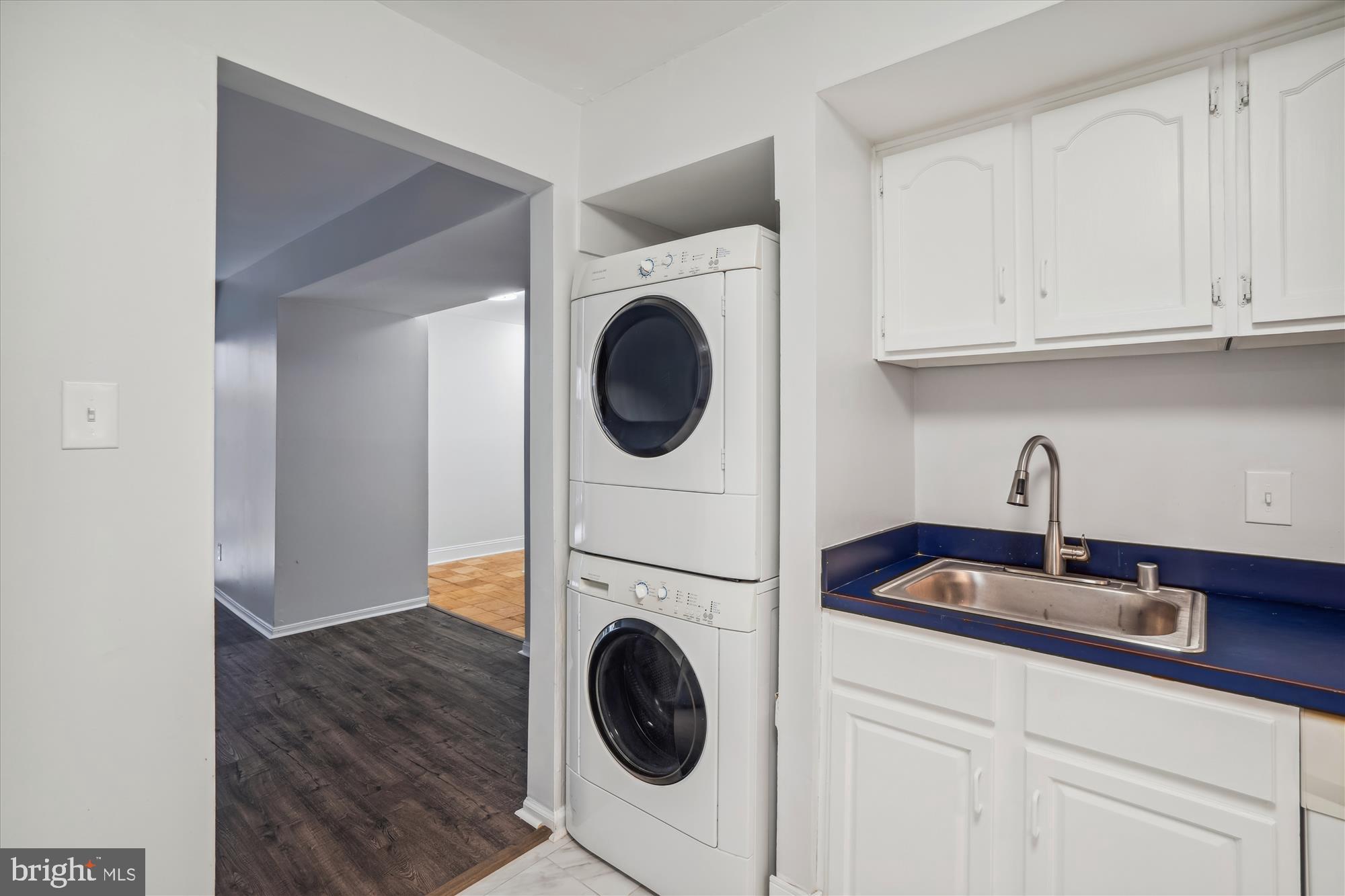 AMERICANA CENTRE - Residential