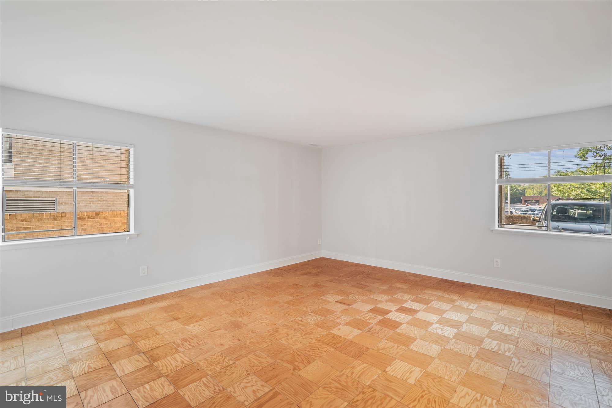 AMERICANA CENTRE - Residential