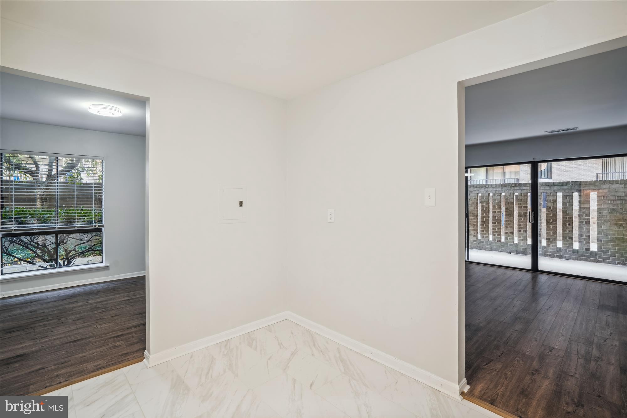 AMERICANA CENTRE - Residential