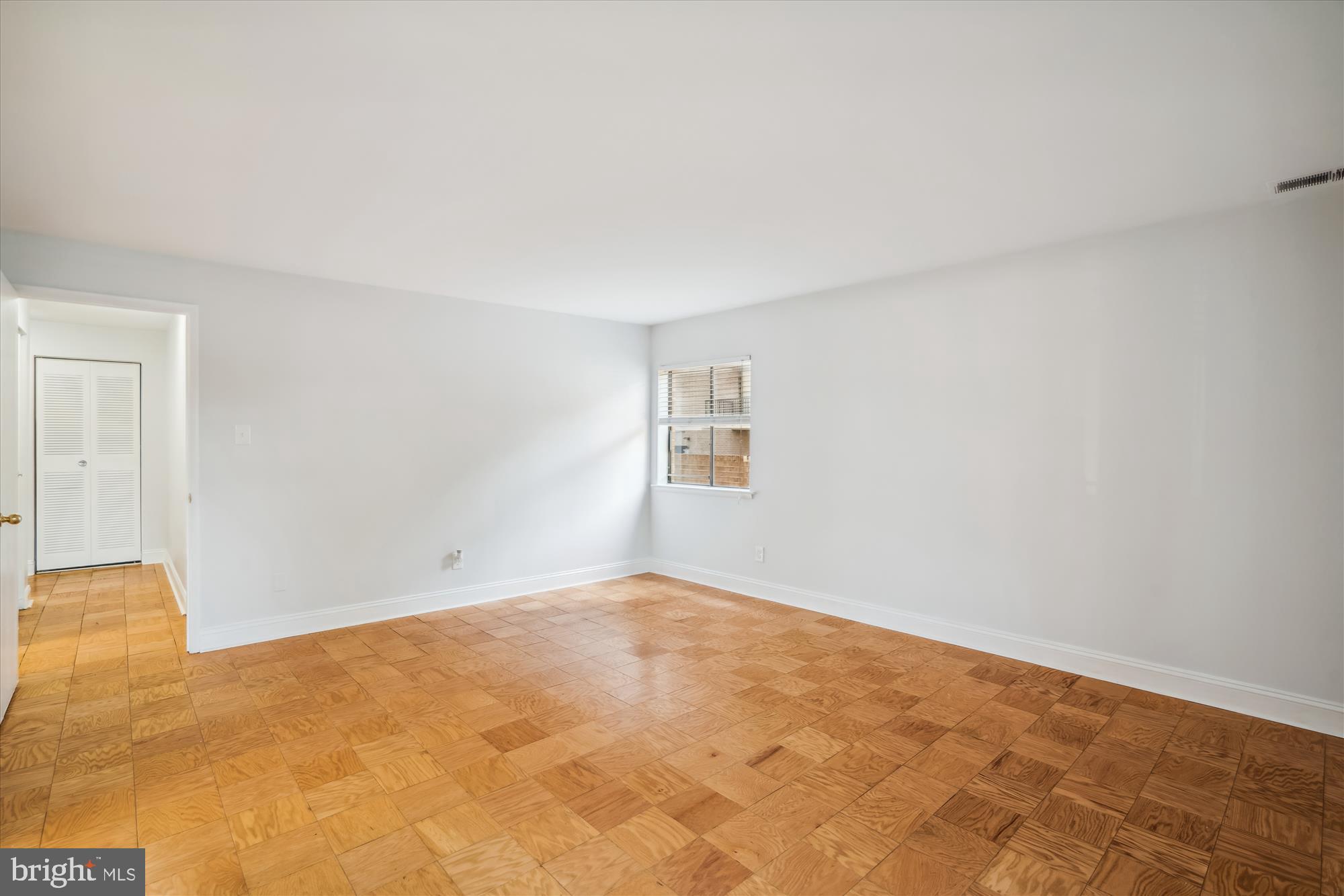 AMERICANA CENTRE - Residential