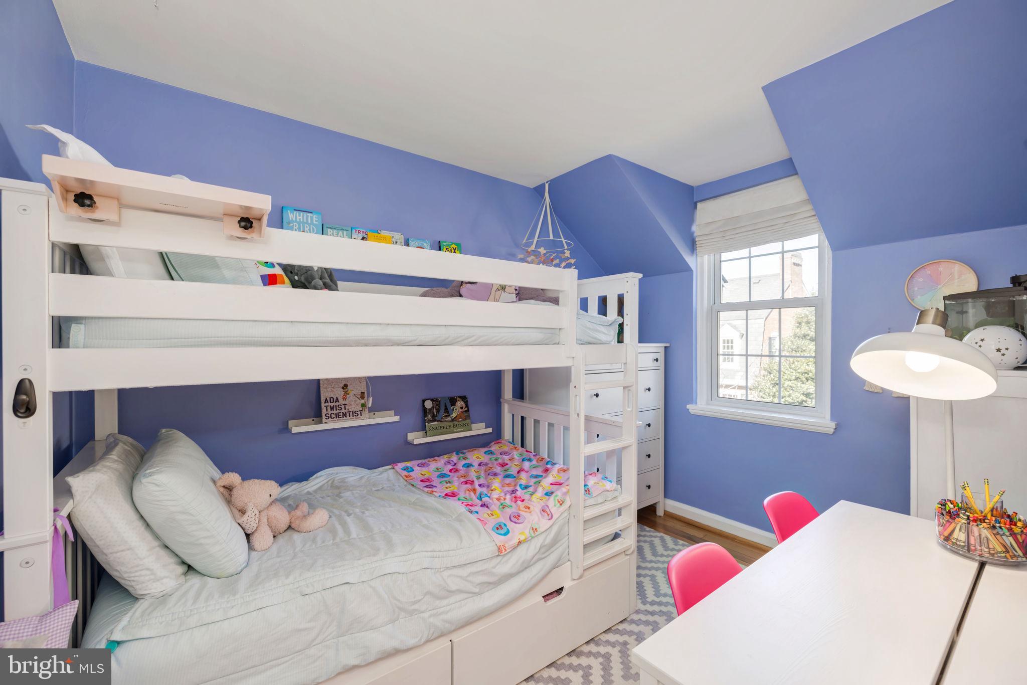 FAIRLINGTON GLEN - Residential