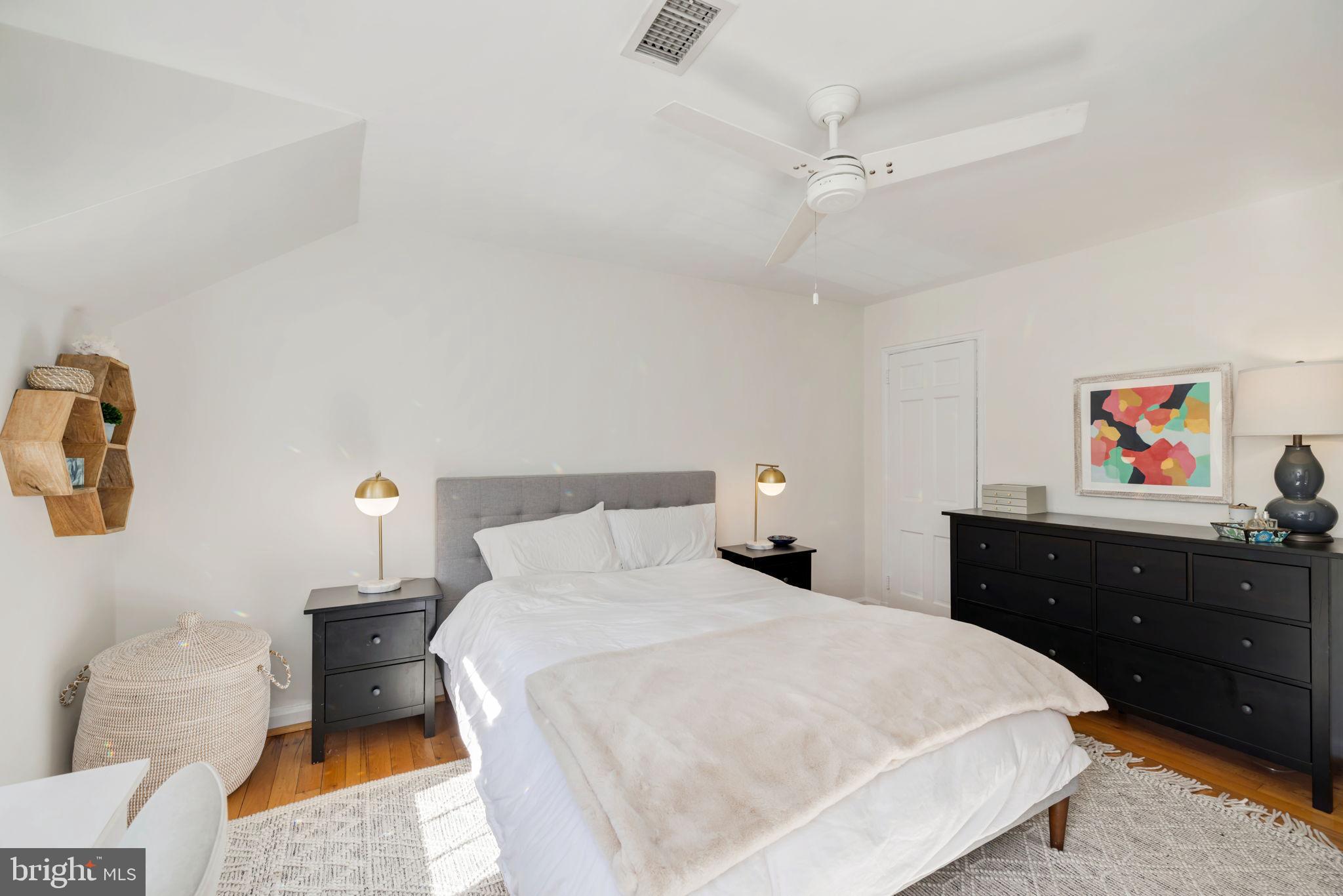 FAIRLINGTON GLEN - Residential